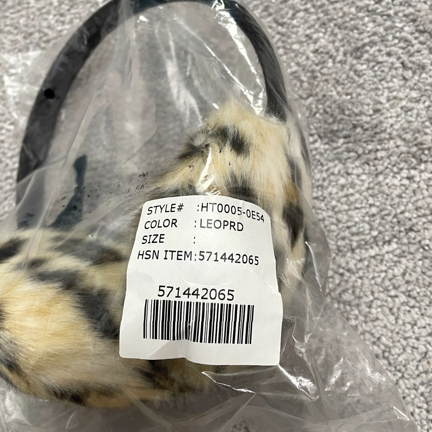 Vintage VINTAGE Curations Fluffy Fur Ear Muffs Womens One Size Brown Black Leopard NWT Winter Size ONE SIZE - 2 Thumbnail