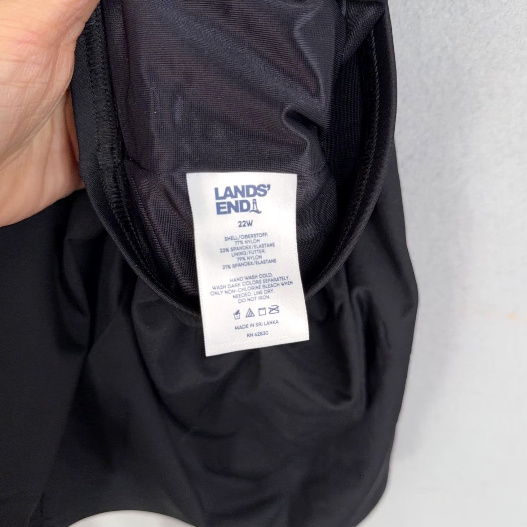 Lands' End Lands' End Swim Skirt Womens 22W Black Built In Brief Elastic Waist Swimwear Xtra Size 40" / US 18 - 7 Thumbnail