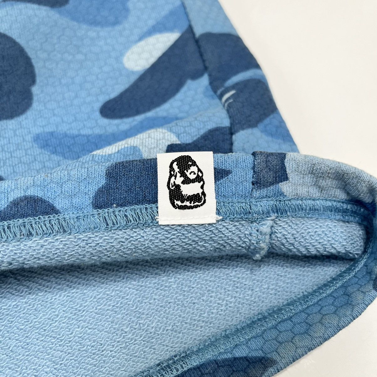 Bape Bape Honeycomb Camo Shark Shorts Blue Size US 34 / EU 50 - 5 Thumbnail