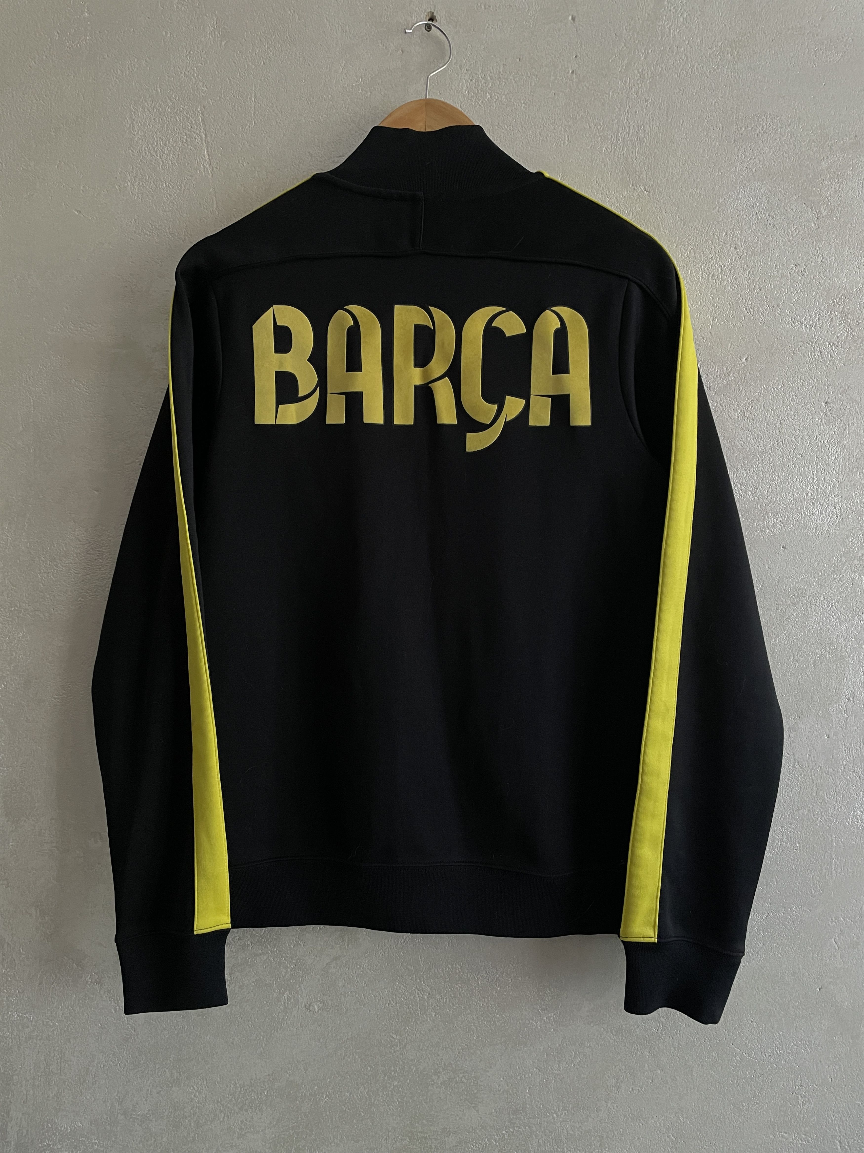 Nike Vintage Barcelona 2013 Nike N98 Track Jacket Pre Match Size US S / EU 44-46 / 1 - 2 Thumbnail