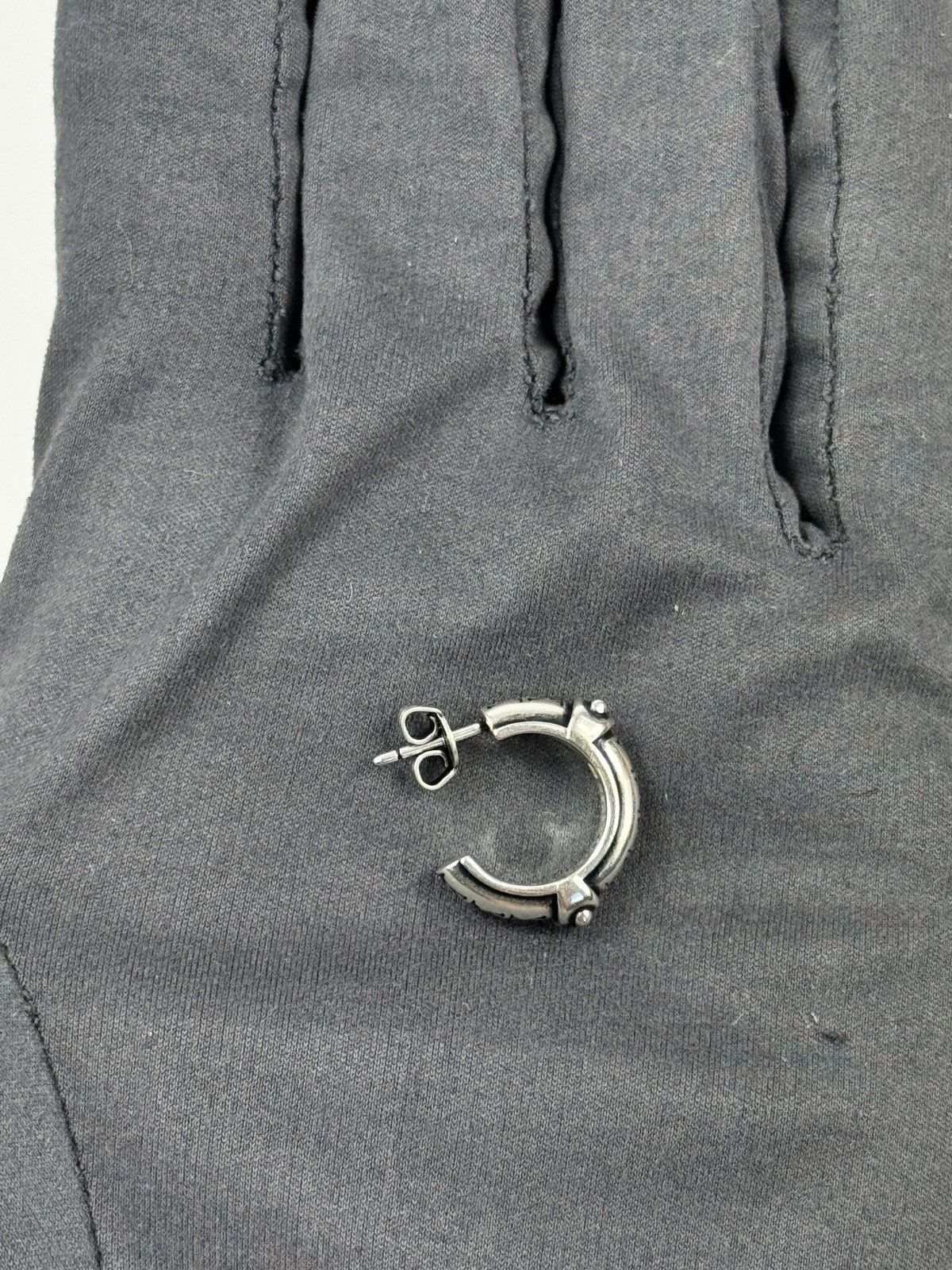 Louis Vuitton SILVER LOGO HOOP EARRING Size ONE SIZE - 2 Thumbnail