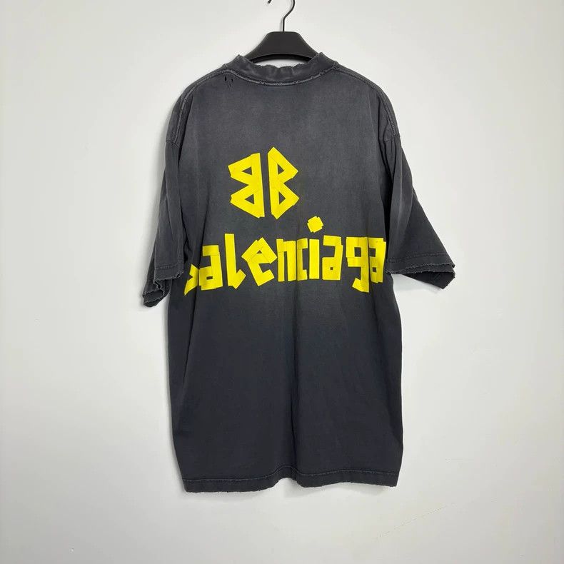 Balenciaga Balenciaga Old short sleeves made of masking tape and pape Size US S / EU 44-46 / 1 - 2 Thumbnail