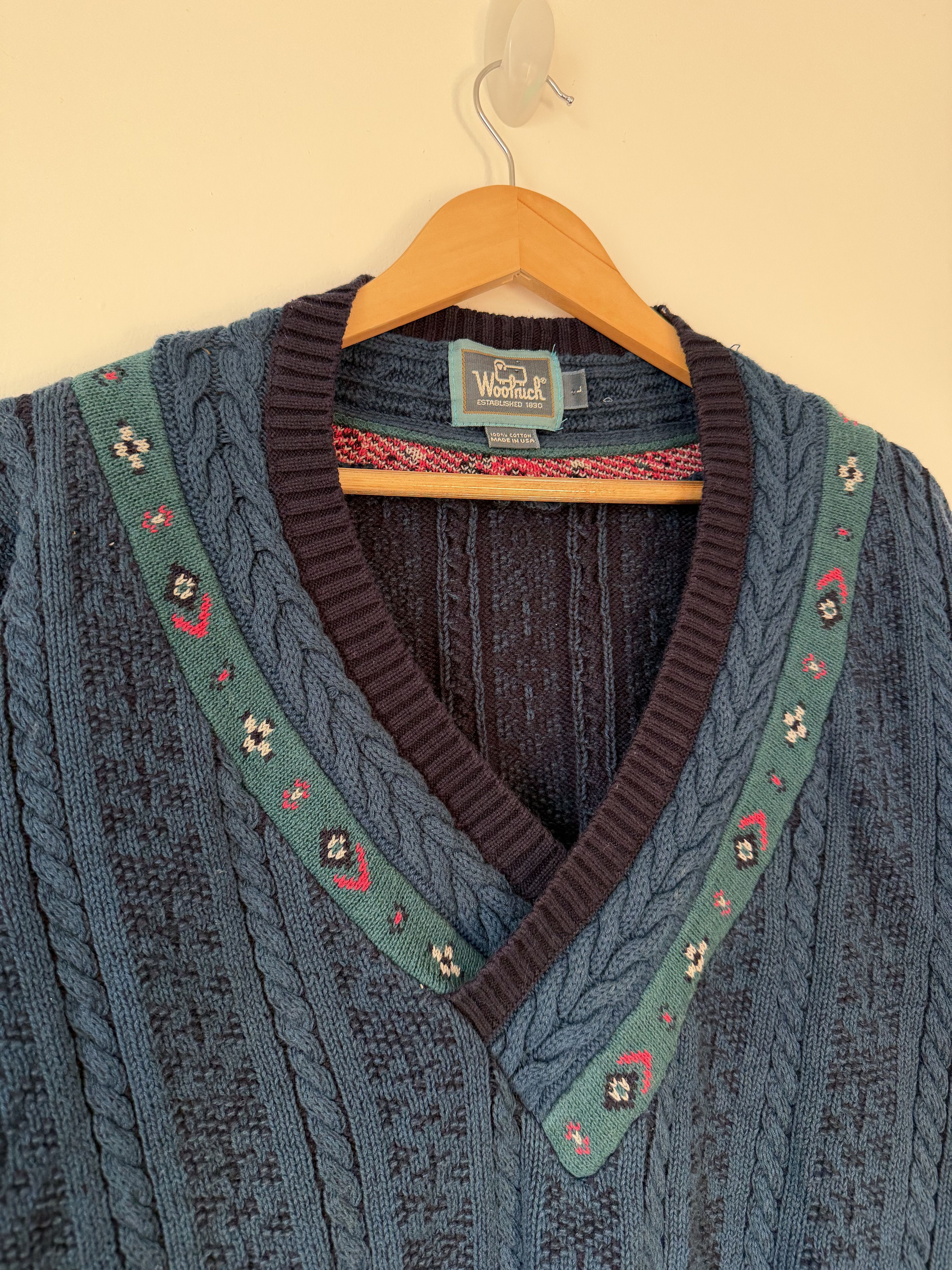 Woolrich Woolen Mills Woolrich Cable Knit Grandpa Sweater L USA Cotton V-Neck Size US L / EU 52-54 / 3 - 1 Thumbnail