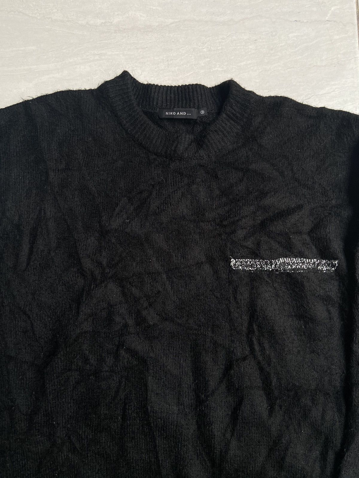 Issey Miyake NIKO AND… Black Sweater Size US XL / EU 56 / 4 - 7 Thumbnail