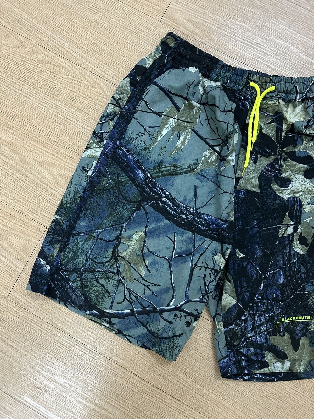 Realtree Very Beautiful Black Truth Real Tree Outdoor Shorts Size US 32 / EU 48 - 3 Thumbnail