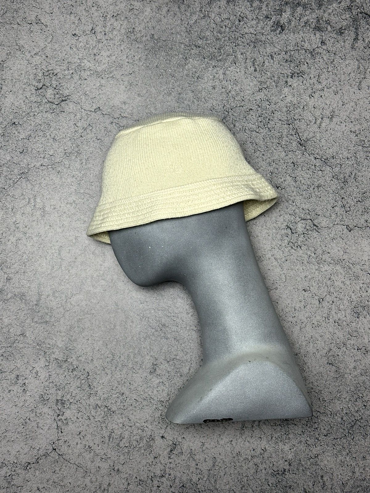 Nike Vintage Nike Knitted Bucket Hat Size ONE SIZE - 6 Thumbnail