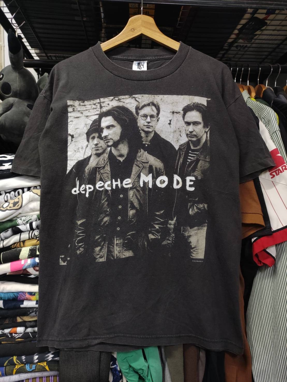 Band Tees Vtg 90's Depeche Mode Devotional Tour Shirt Size US XL / EU 56 / 4 - 3 Thumbnail