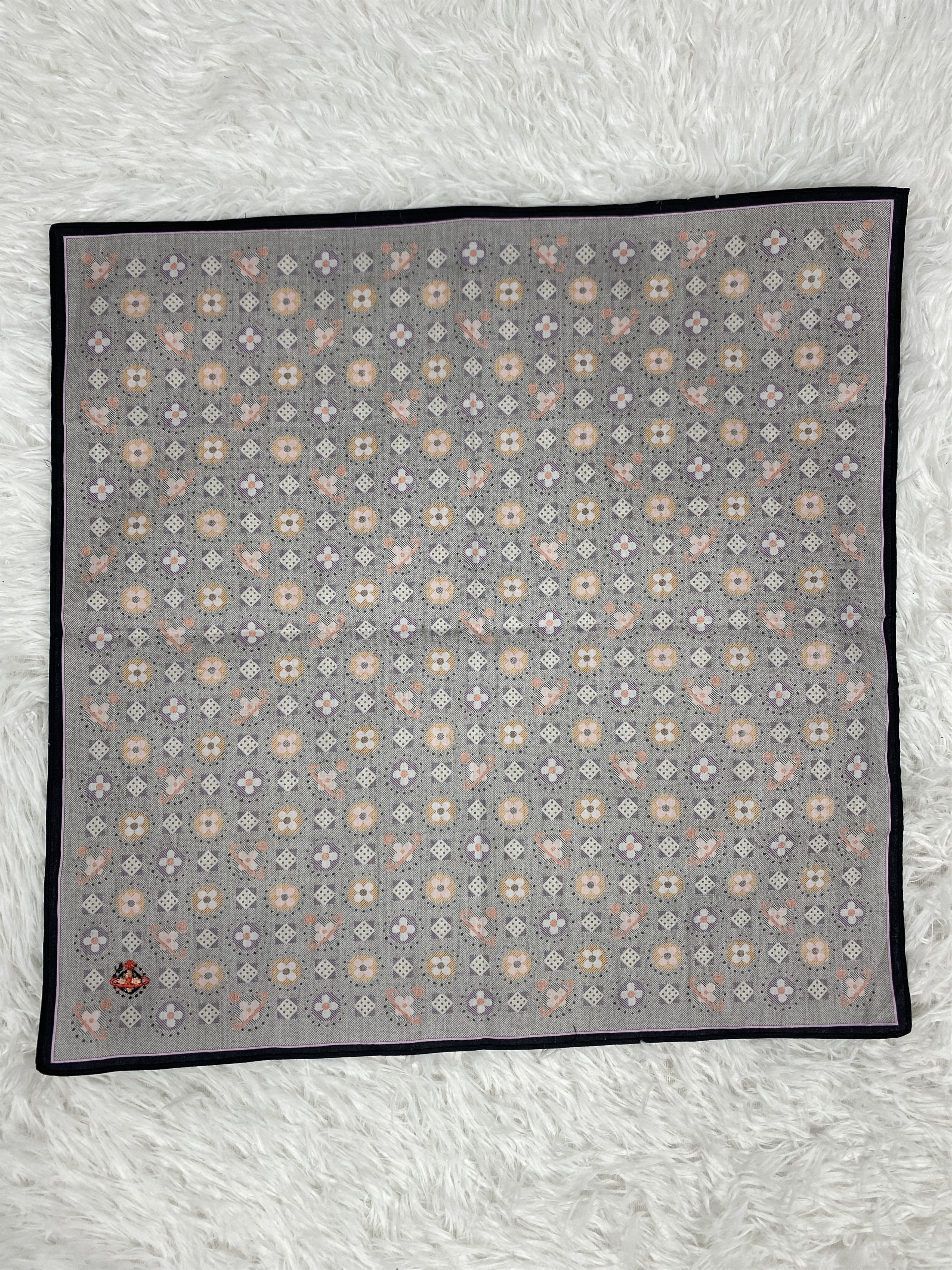 Vintage Vintage Vivienne Westwood Handkerchief Neckerchief PH0497 Size ONE SIZE - 4 Thumbnail