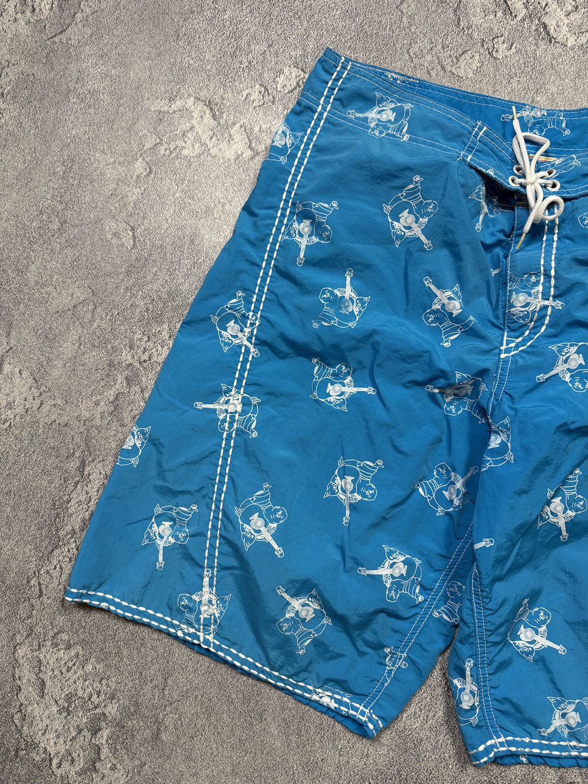 True Religion True Religion Shorts Size US 32 / EU 48 - 3 Thumbnail