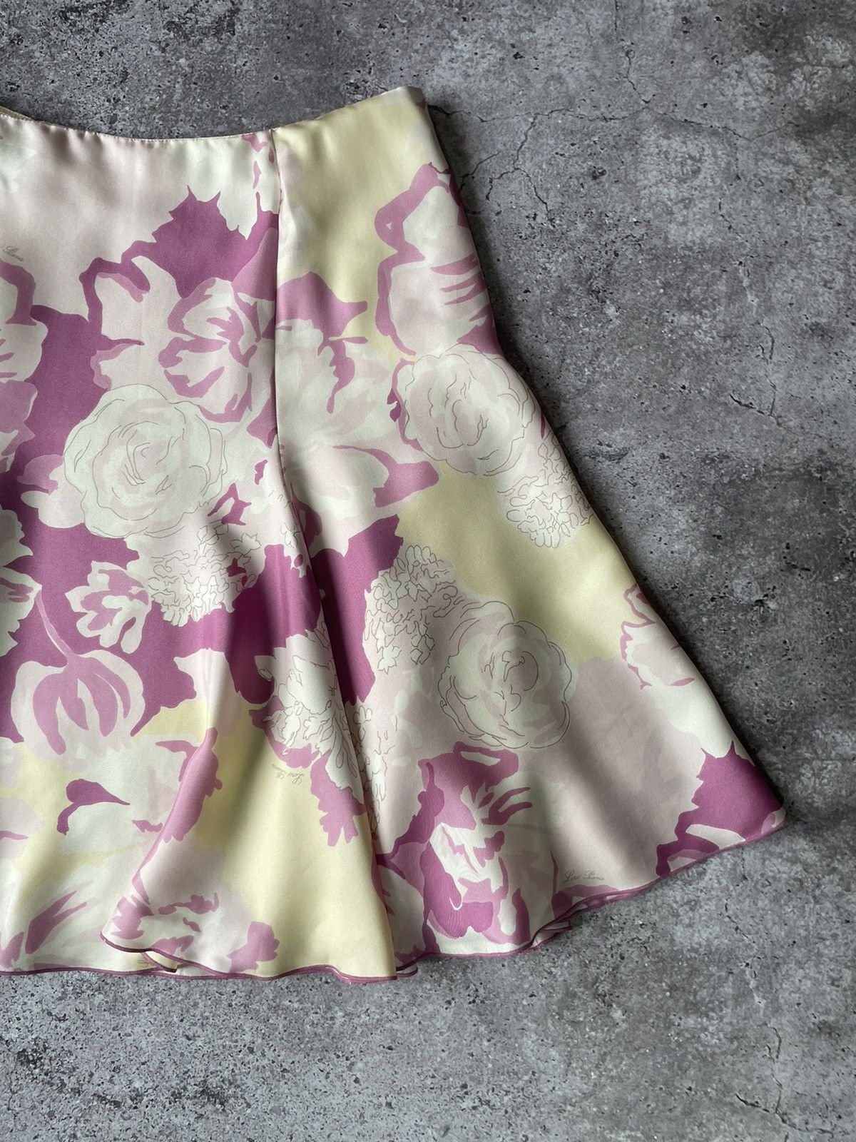 Loro Piana Loro Piana 100% Silk Floral Skirt Made In Italy Size 30" / US 8 / IT 44 - 3 Thumbnail
