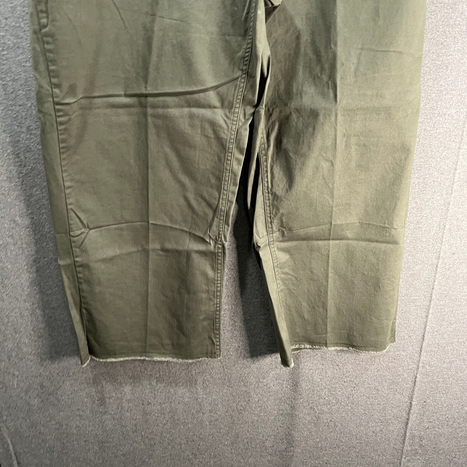 Other Denim & Co. EasyWear Twill Wide Les Crop with Frey Hem Dar Size 38" / US 16 / IT 52 - 4 Thumbnail
