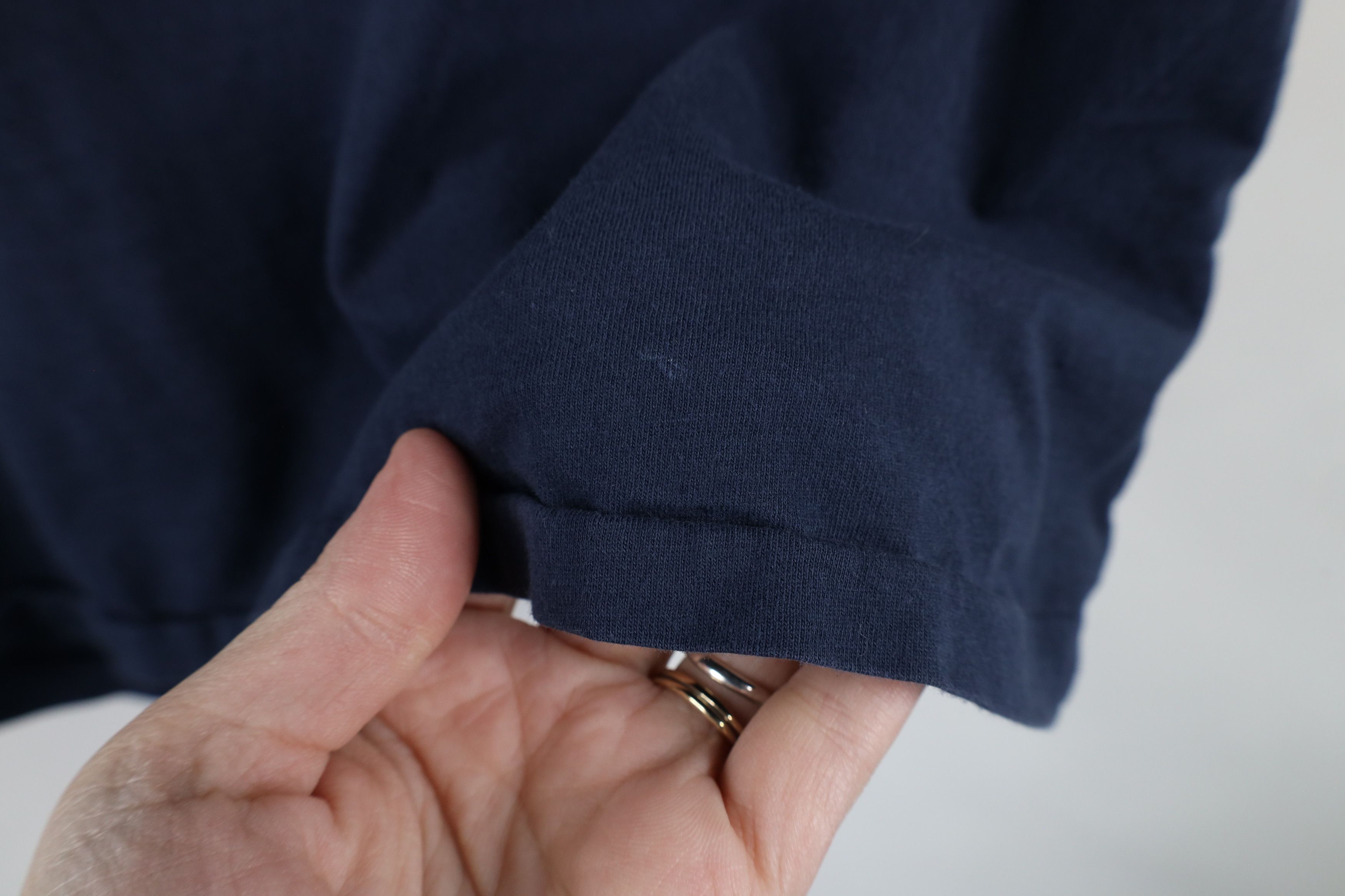 Armani Exchange × Vintage Armani Exchange Spell Out Ribbon V-Neck T-Shirt Navy Blue Size US S / EU 44-46 / 1 - 10 Thumbnail