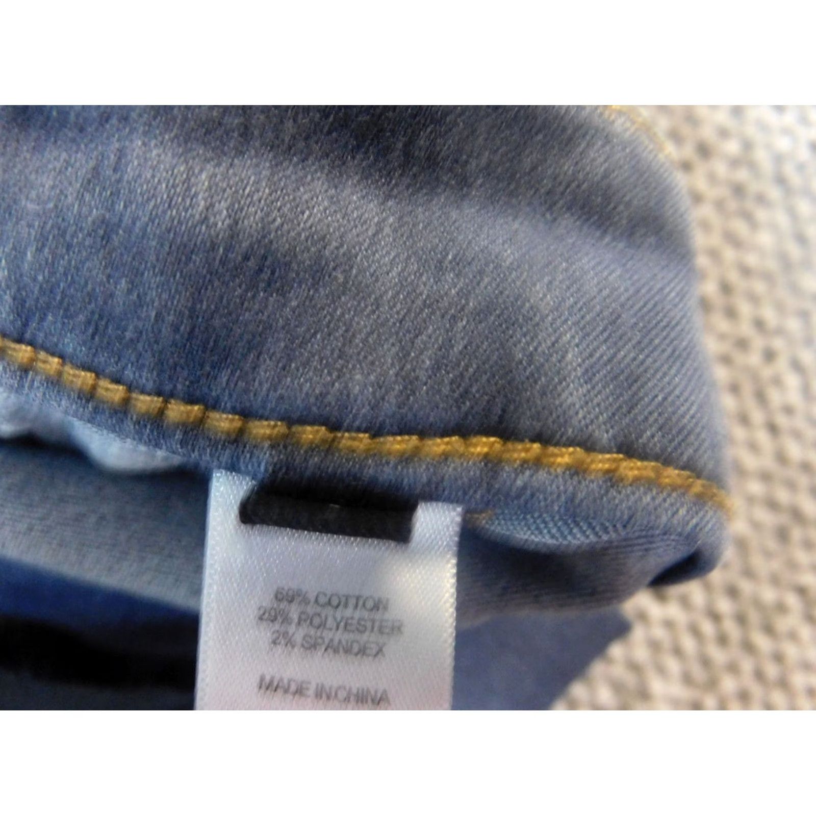Express Express Jeans Womens 27x31 Blue Straight Stretch Denim Zip Classic Regular Mens? No — Women’s Jeans Style Straight 27x31 Blue Size 27" / US 4 / IT 40 - 5 Thumbnail