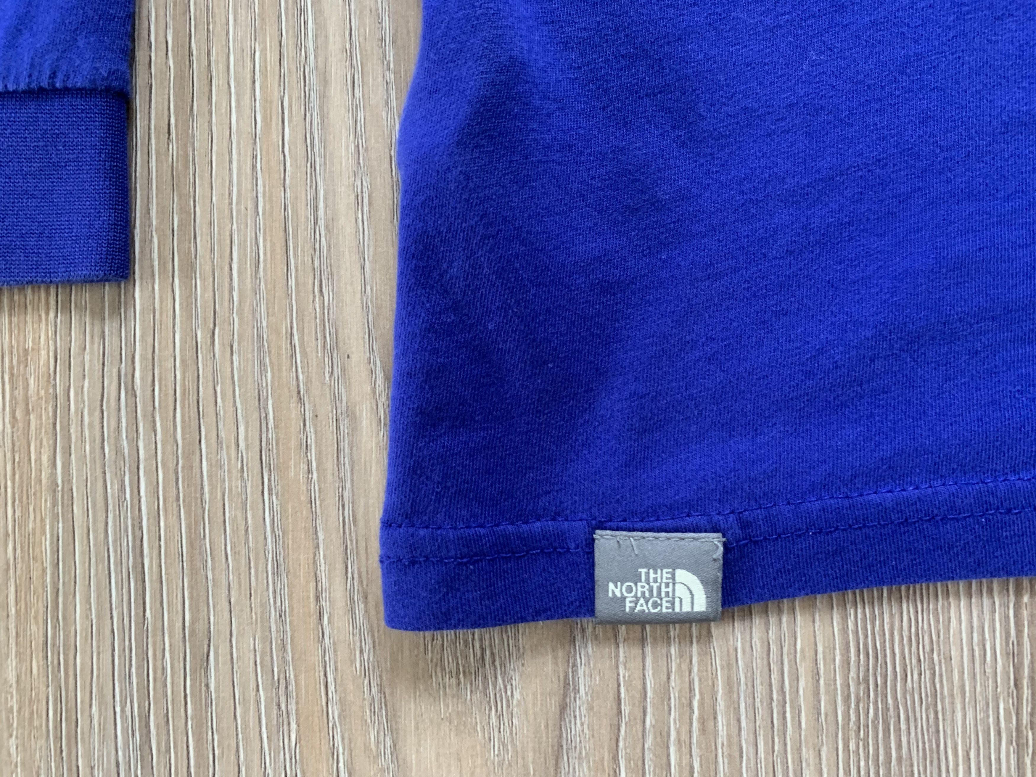 The North Face Mens The North Face Long Sleeve T-Shirt Size US S / EU 44-46 / 1 - 7 Thumbnail