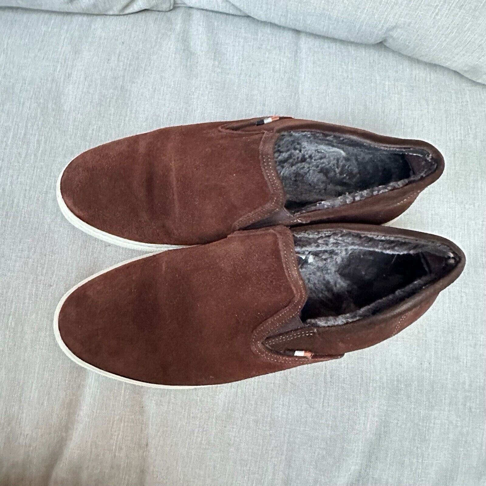 Allen Edmonds Allen Edmonds Courtside Slip On Shearling Loafer Suede 9.5 Size US 9.5 / EU 42-43 - 3 Thumbnail