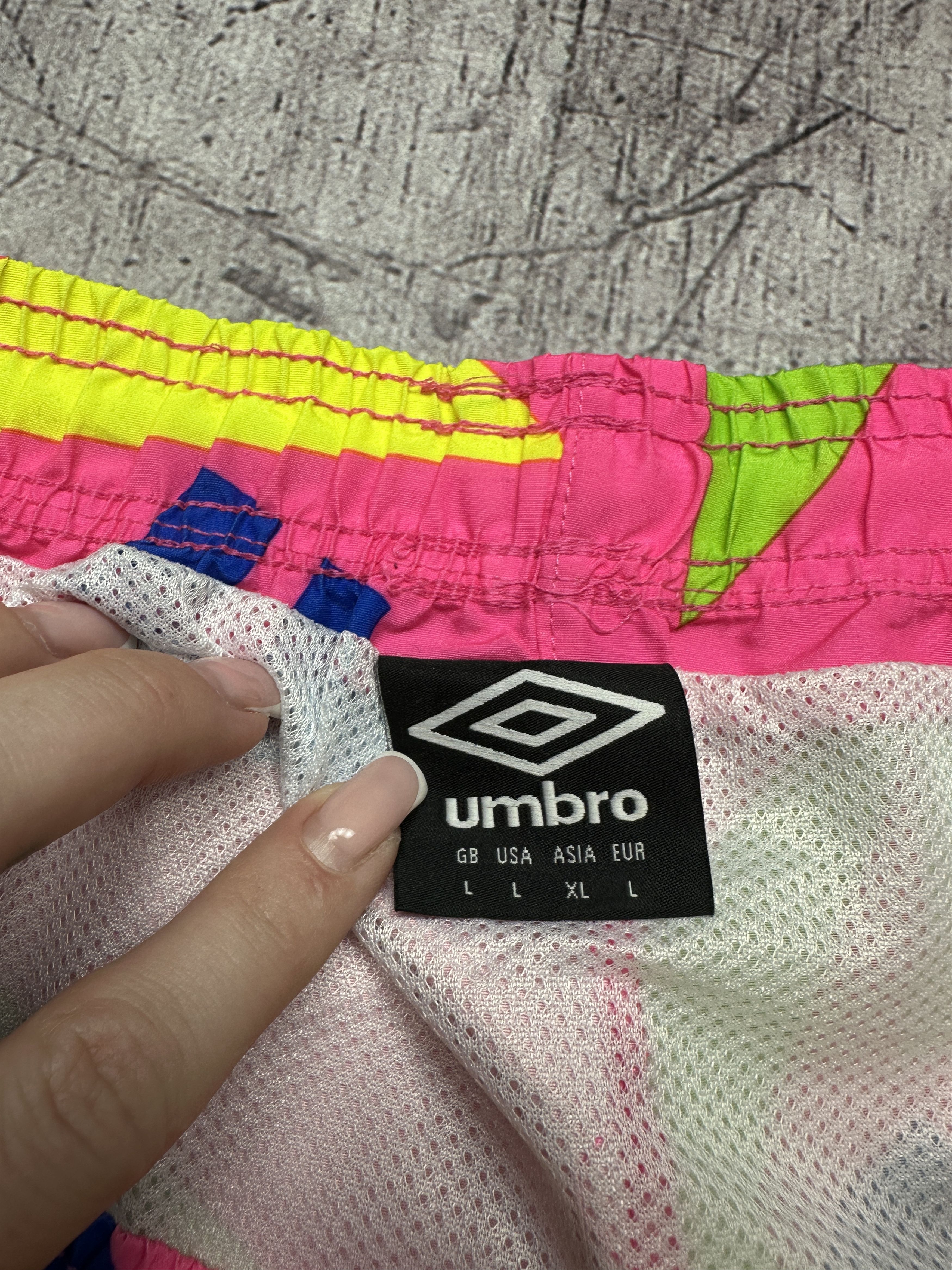 Umbro Umbro Mens Shorts Size US 34 / EU 50 - 4 Thumbnail