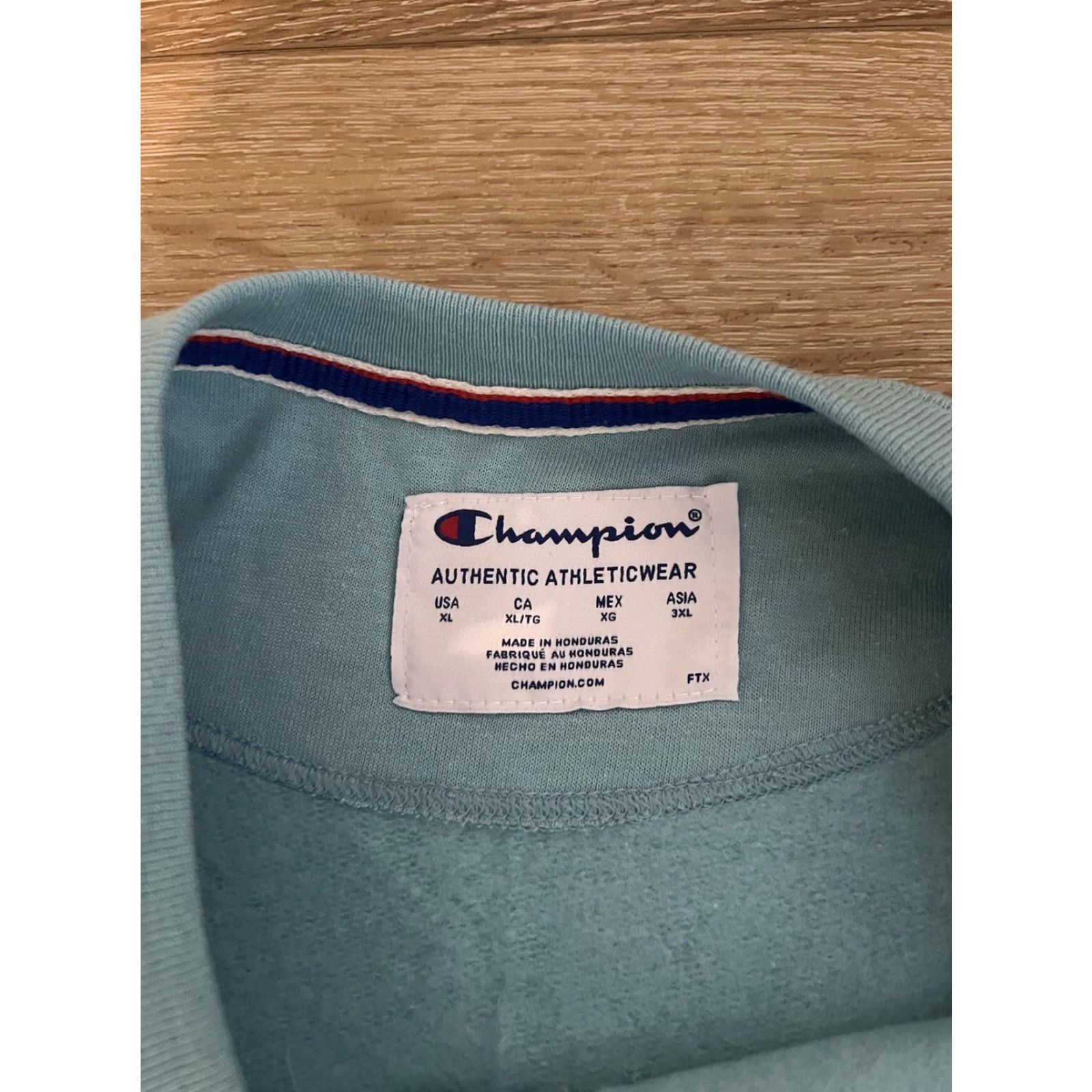 Champion Champion Sweatshirt Women Long Sleeve Pullover Blue XL NWT Pullover Sweatshirt Womens XL Blue Size XL / US 12-14 / IT 48-50 - 3 Thumbnail