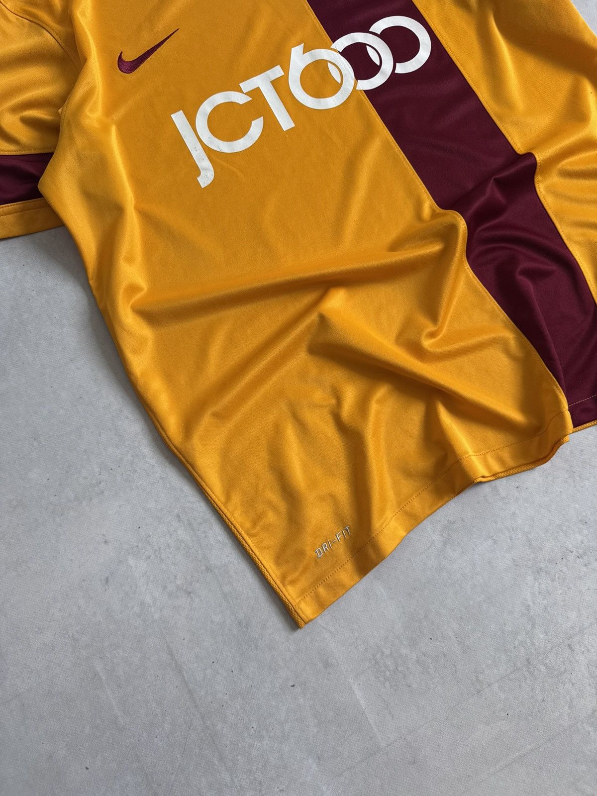 Nike Nike Bradford City 2013-14 Home Football Soccer Jersey Y2K Size US XL / EU 56 / 4 - 3 Thumbnail