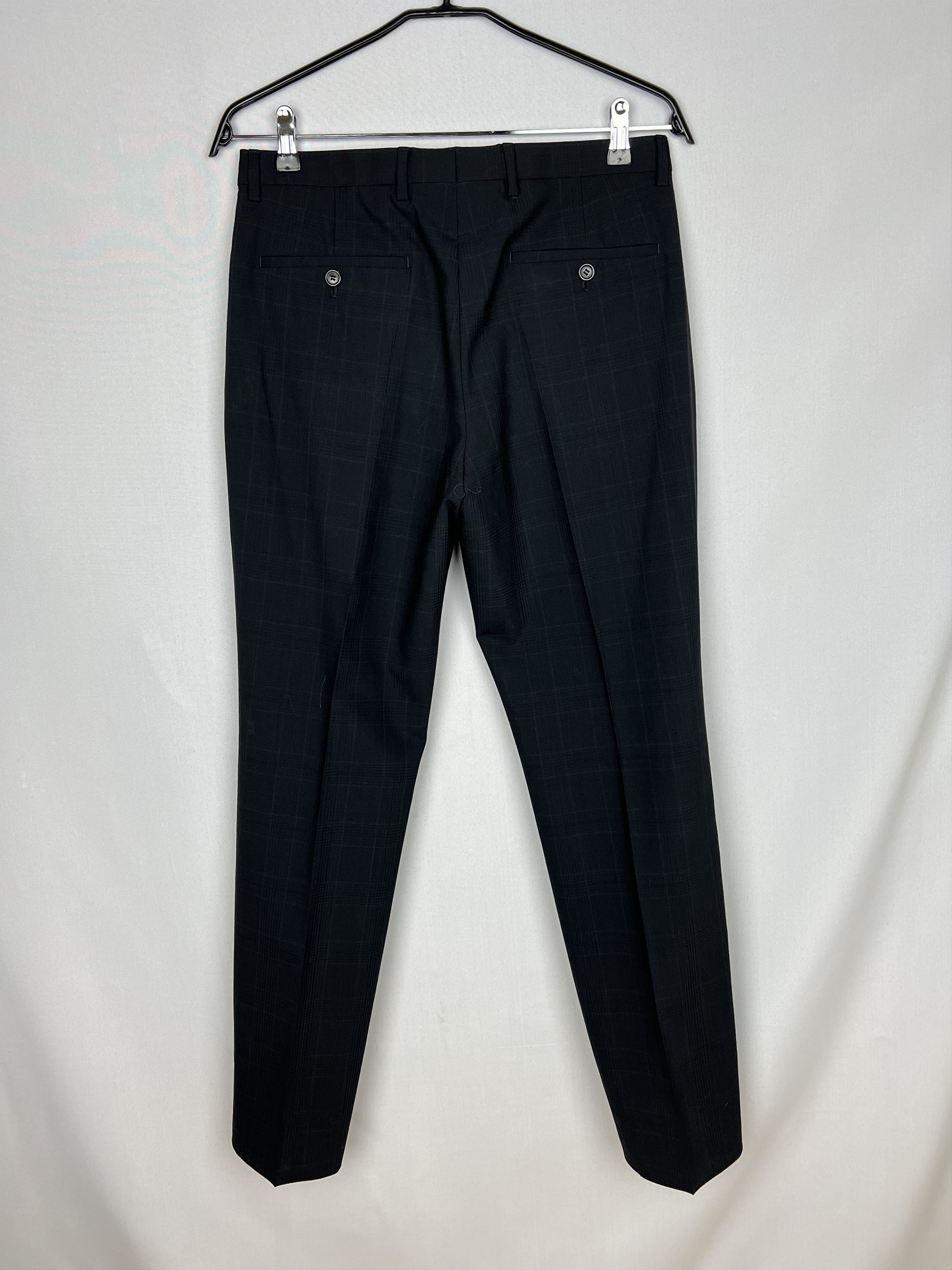 Hugo Boss Dark-Gray Plaid 100% Wool 2 Piece Modern Suit Regular Size 36R - 10 Thumbnail