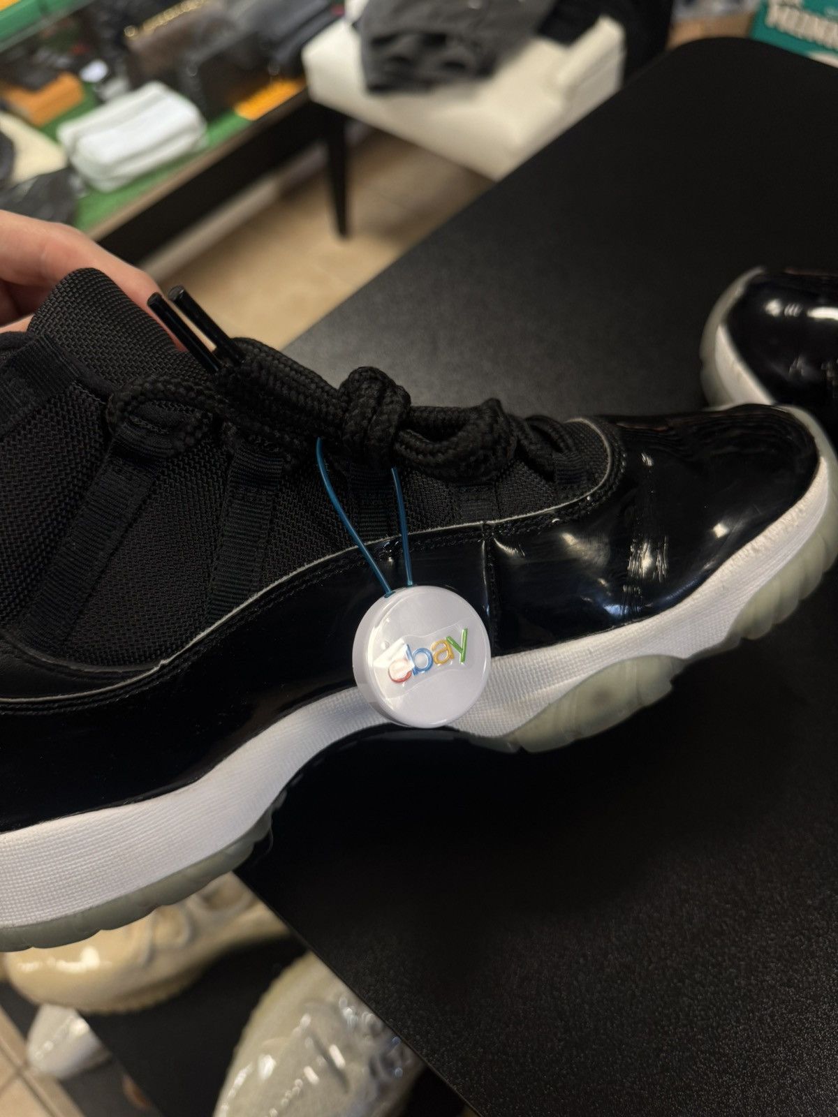 Jordan Brand × Nike Jordan 11 SpaceJam 2016 Size 10.5 (378037-003) Size US 10.5 / EU 43-44 - 13 Thumbnail
