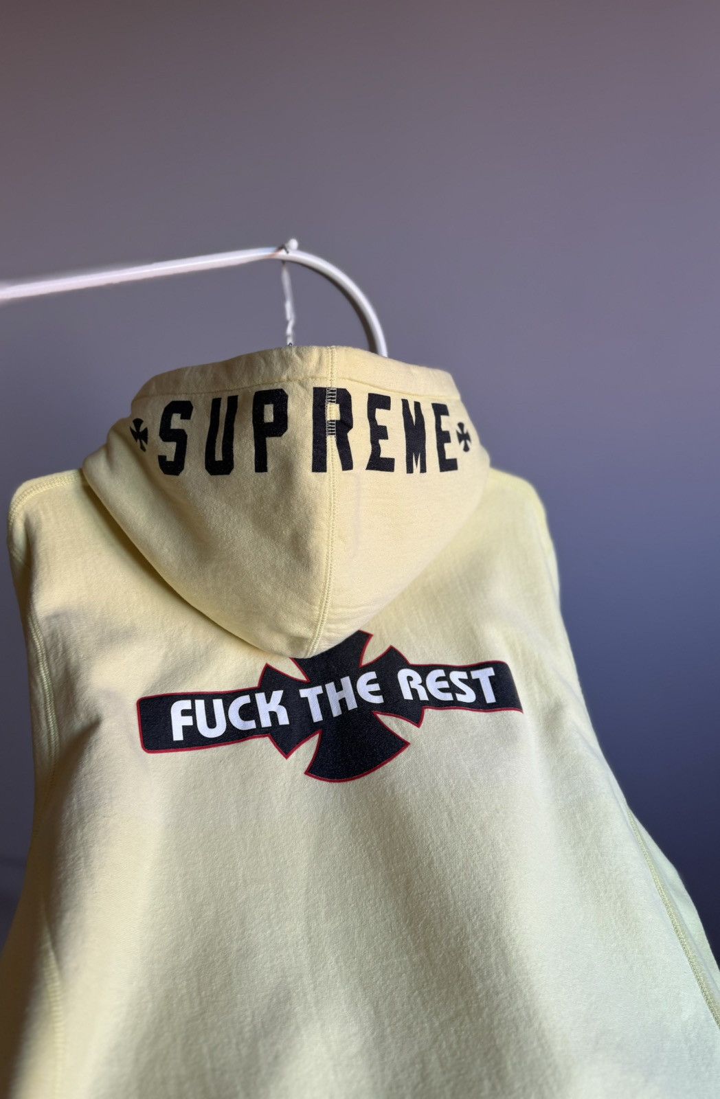 Supreme Supreme Independent Big Logo Yellow Hoodie Large Sweatshirt Size US L / EU 52-54 / 3 - 17 Thumbnail
