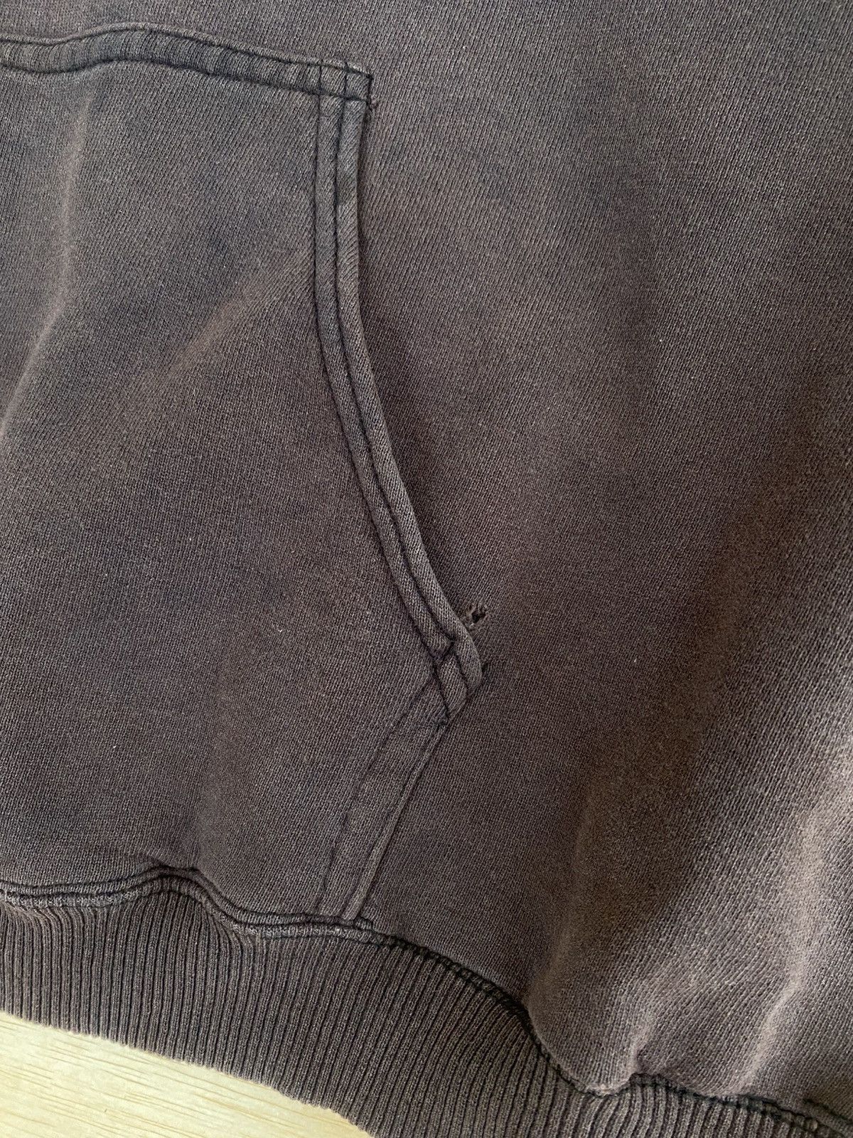 Nike 90s Nike Centre Logo Distressed Fade Hoodie Size US XL / EU 56 / 4 - 4 Thumbnail