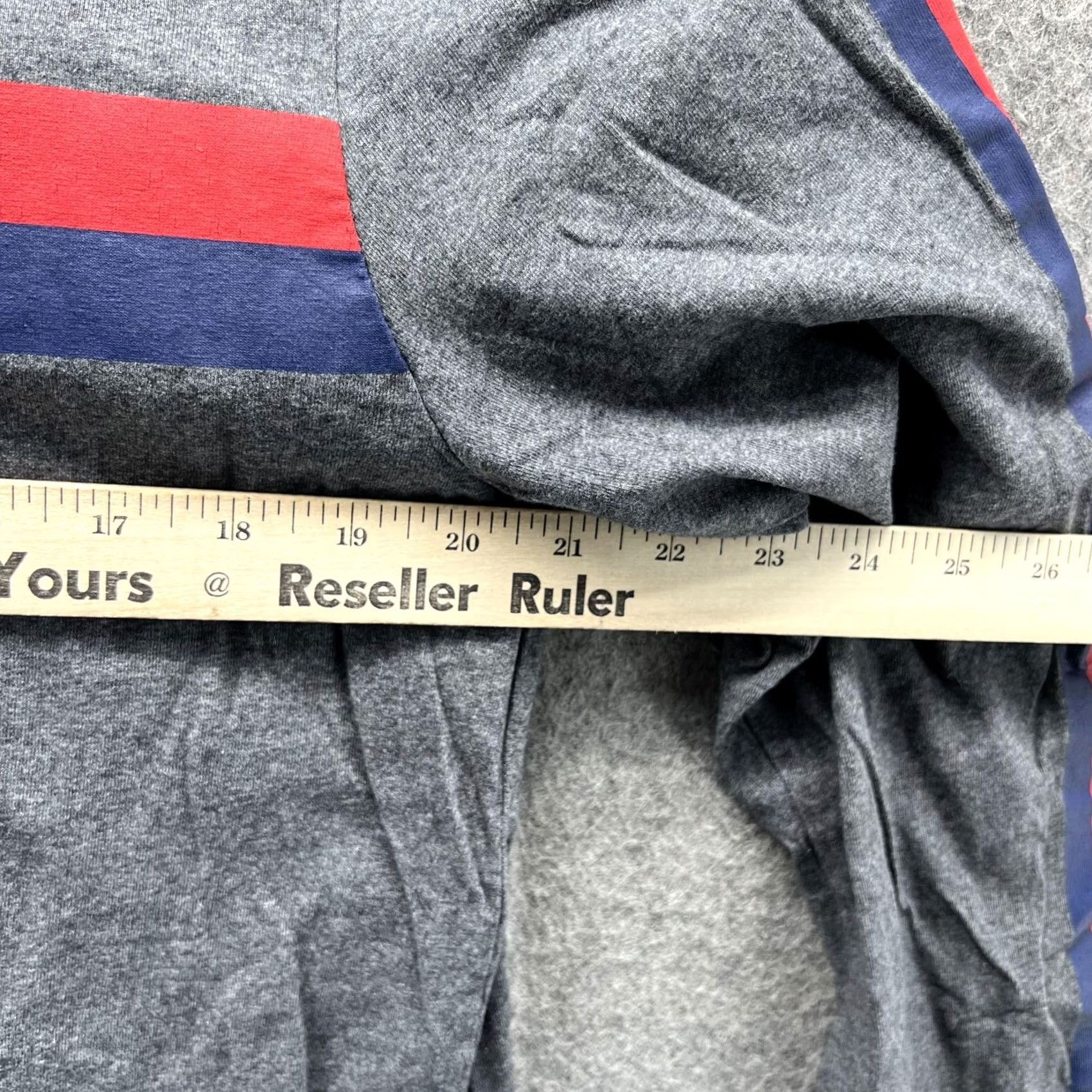 Tommy Hilfiger Tommy Hilfiger Sweater Men Large Embroidered Logo Gray Pullover Fleece Crew Neck Size US L / EU 52-54 / 3 - 6 Thumbnail