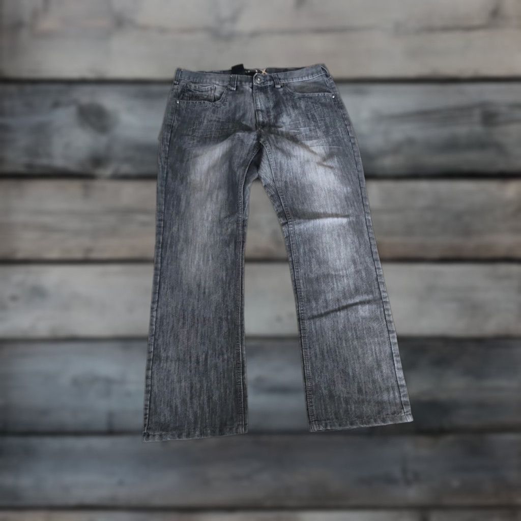 Vintage VINTAGE Helix Jeans Men Slim Skinny 38 x 32 Grey Faded Washed 5-Pocket Denim Grunge Hip Hop Size US 38 / EU 54 - 1 Thumbnail