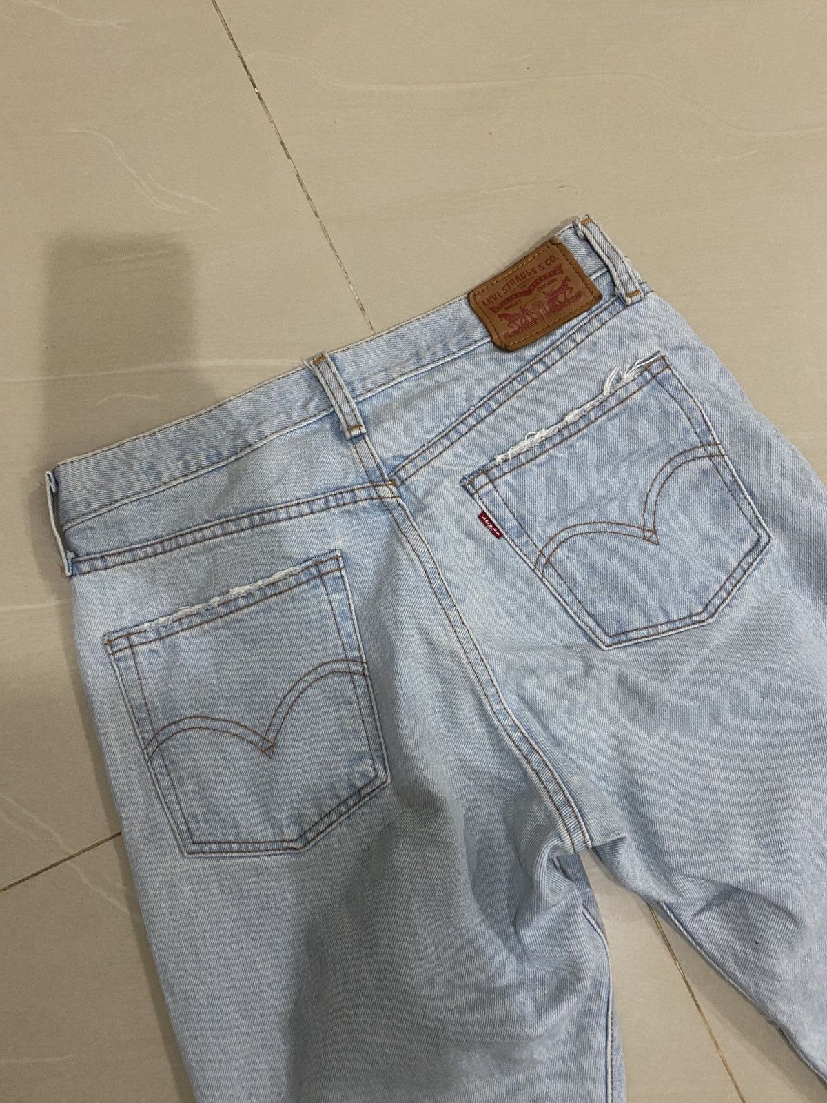 Levi's Vintage Distressing Levis Ladies Jens Size 31" - 8 Thumbnail