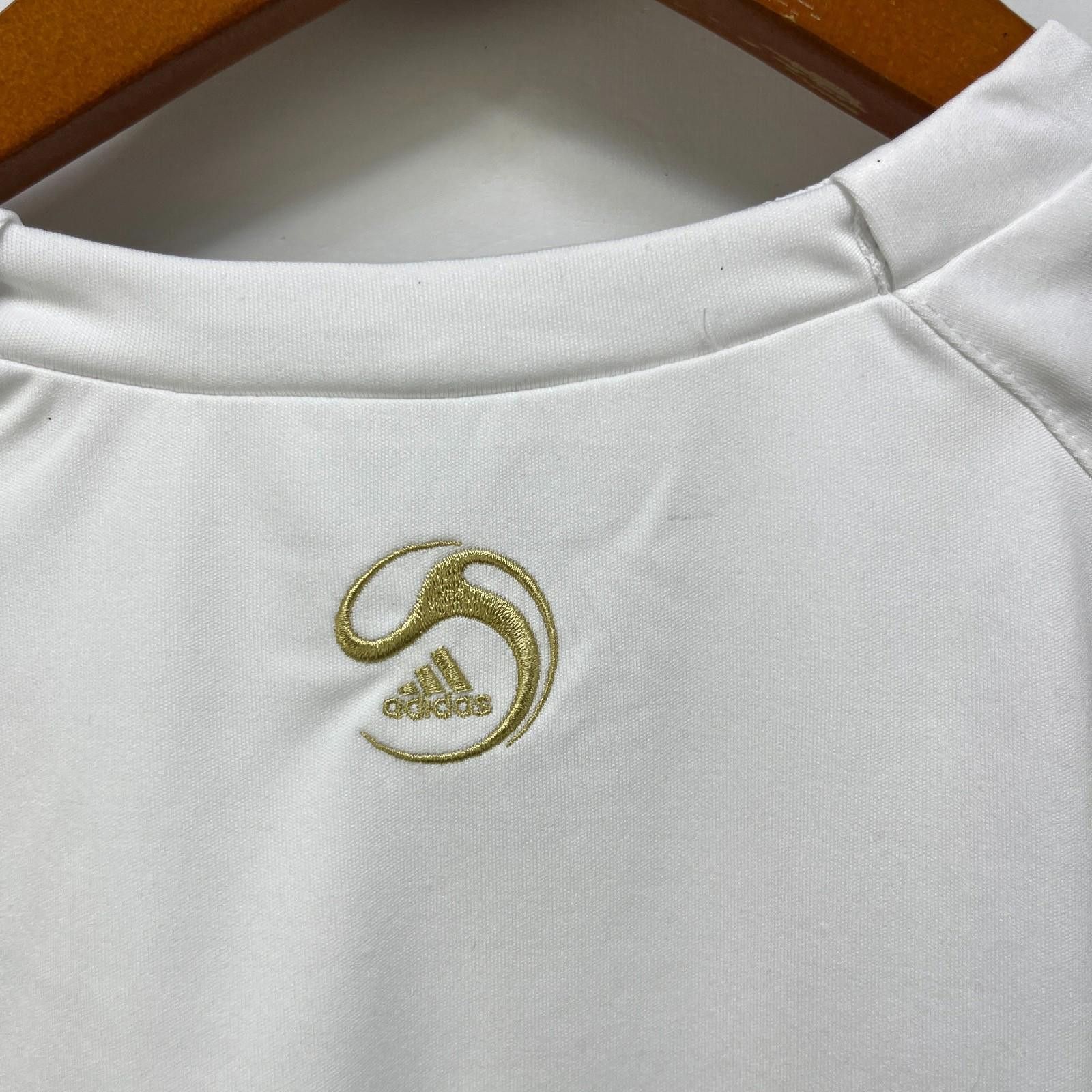 Adidas Vintage Adidas Training Jersey White Gold Soccer Shirt XL Size ONE SIZE - 11 Thumbnail