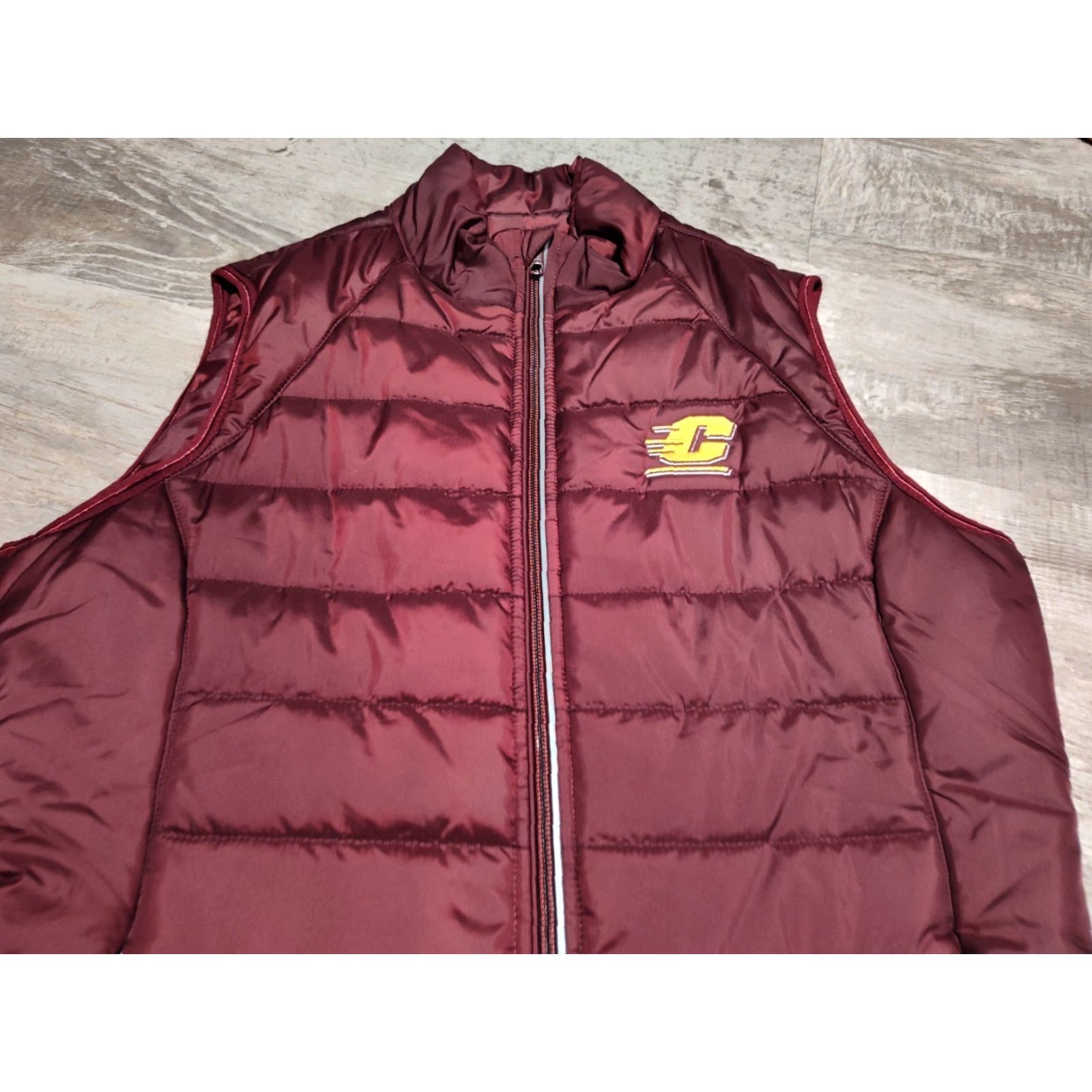 Cutter & Buck Cutter & Buck Weathertec Central Michigan University CMU Womens Puffer Vest EUC Size S / US 4 / IT 40 - 3 Thumbnail