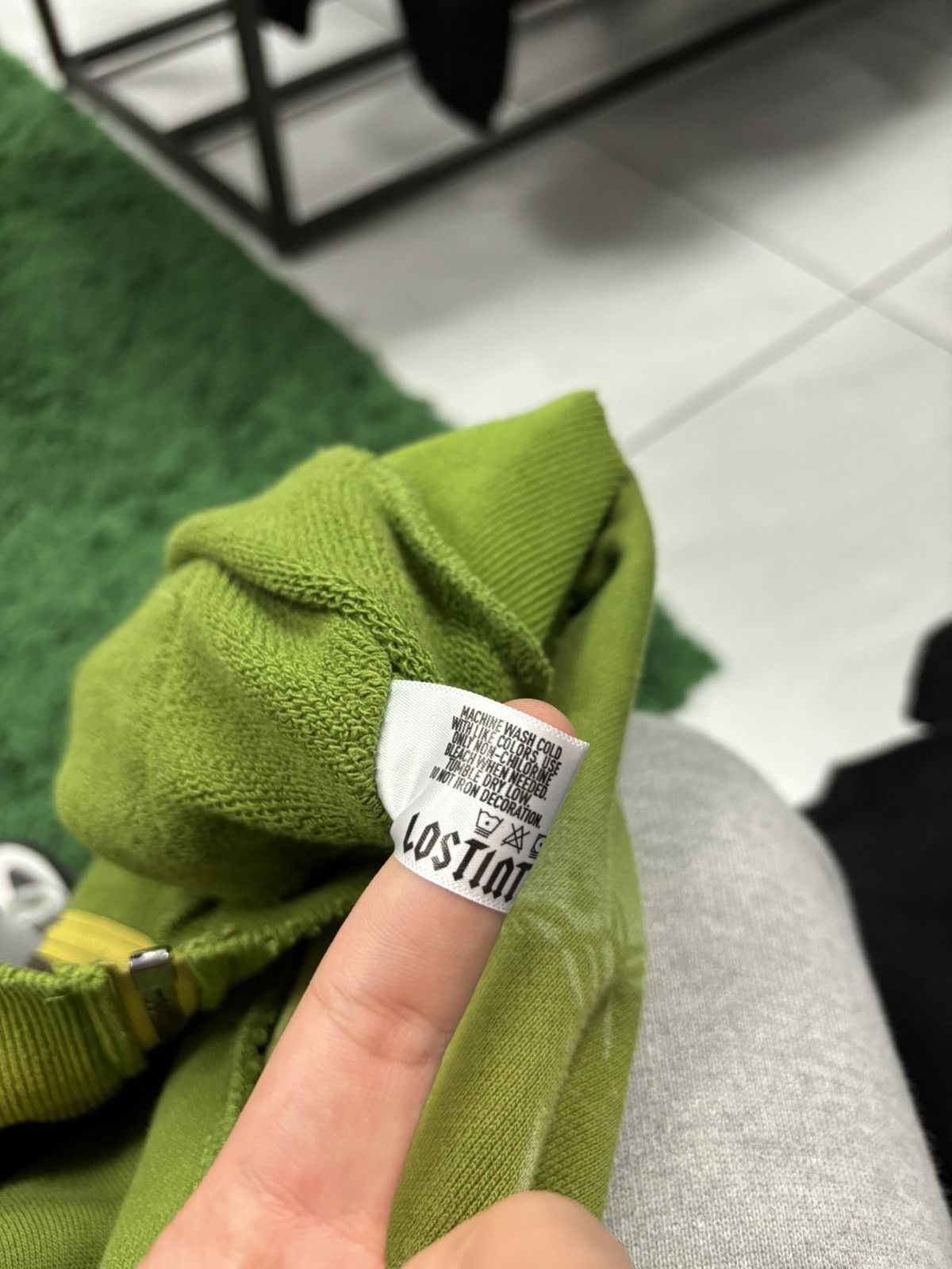 Other Lost intricacy olive green zip up hoodie Size US S / EU 44-46 / 1 - 2 Thumbnail
