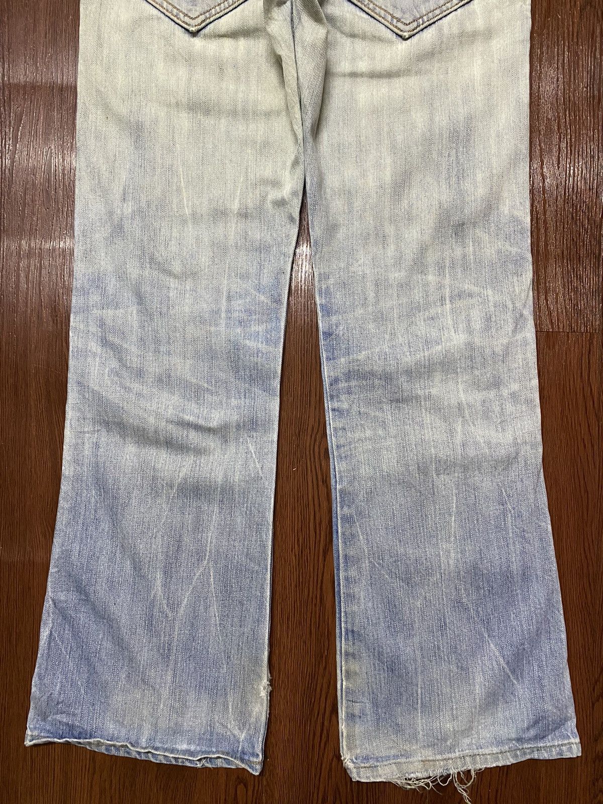 Japanese Brand Vintage Edwin 503 Blue Faded Wash Distressed Loose Jeans Size US 32 / EU 48 - 6 Thumbnail