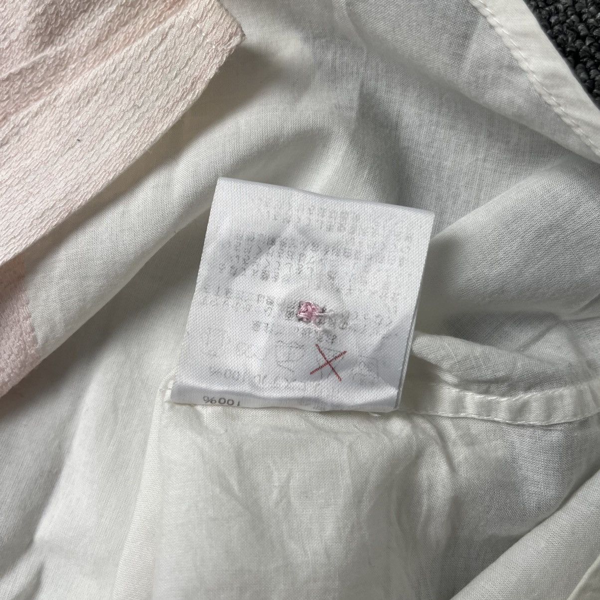 Beams Plus Beams plus shirt button Size US L / EU 52-54 / 3 - 7 Thumbnail
