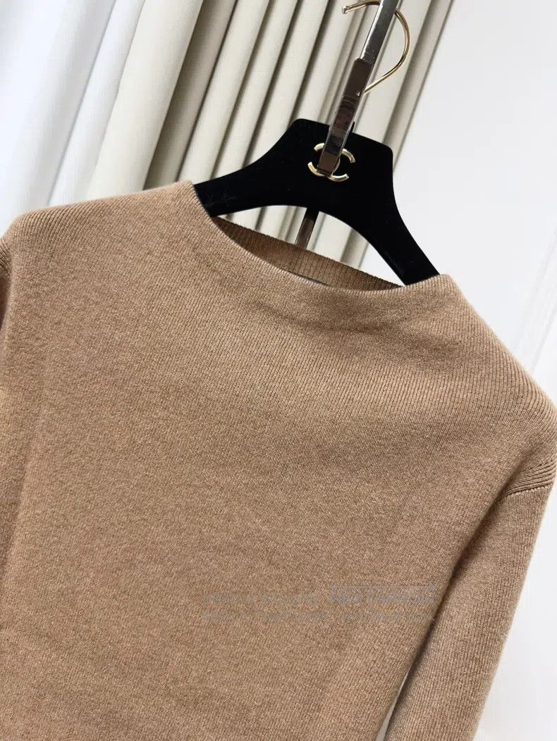 Loro Piana Loro Piana Khaki Long Sleeve Knit Top Size XS / US 0-2 / IT 36-38 - 3 Thumbnail