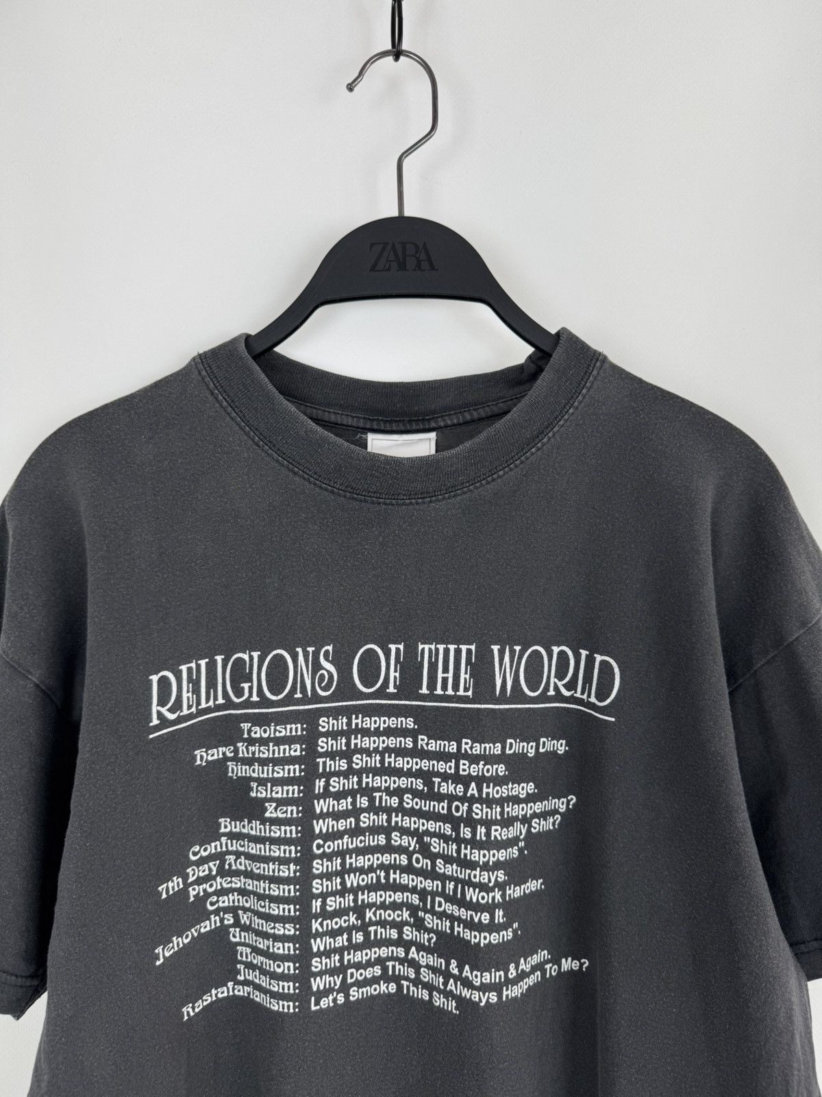 Vintage 90’s Vintage Religions of the World Funny Satire T-Shirt Size US M / EU 48-50 / 2 - 2 Thumbnail