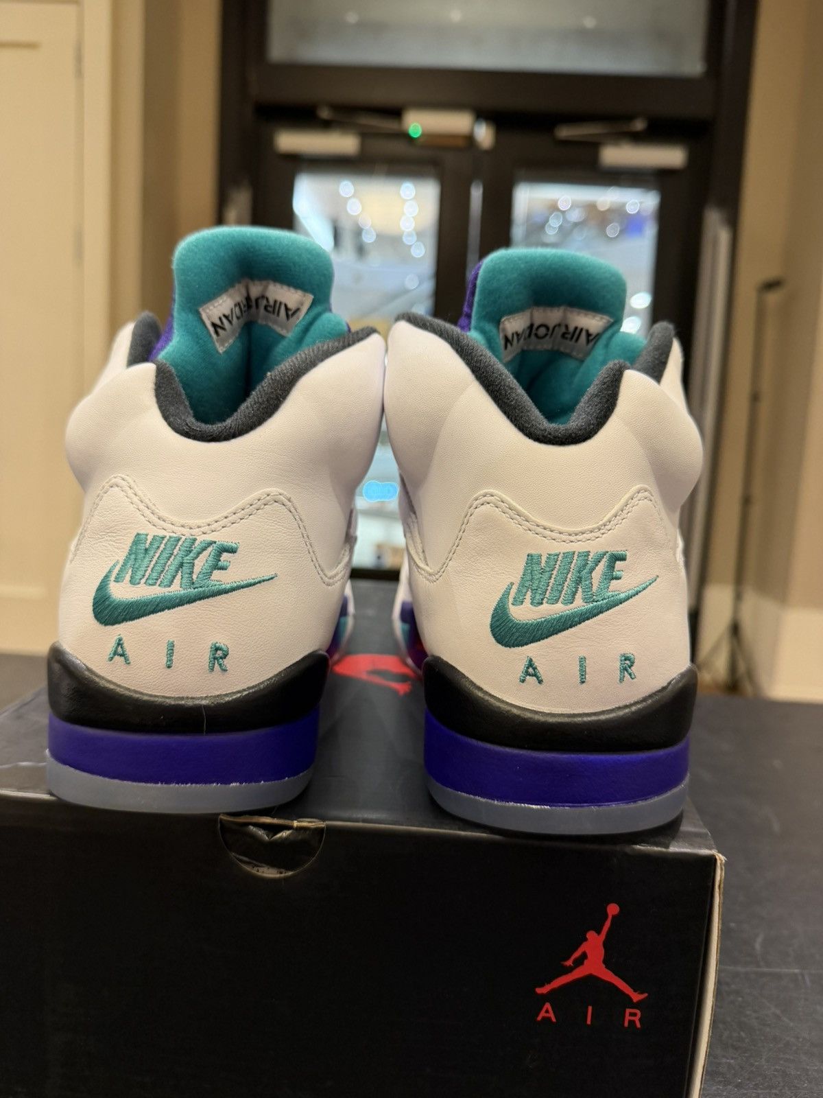 Jordan Brand Jordan 5 Retro NRG ‘Grape Fresh Prince’ Size US 8 / EU 41 - 3 Thumbnail