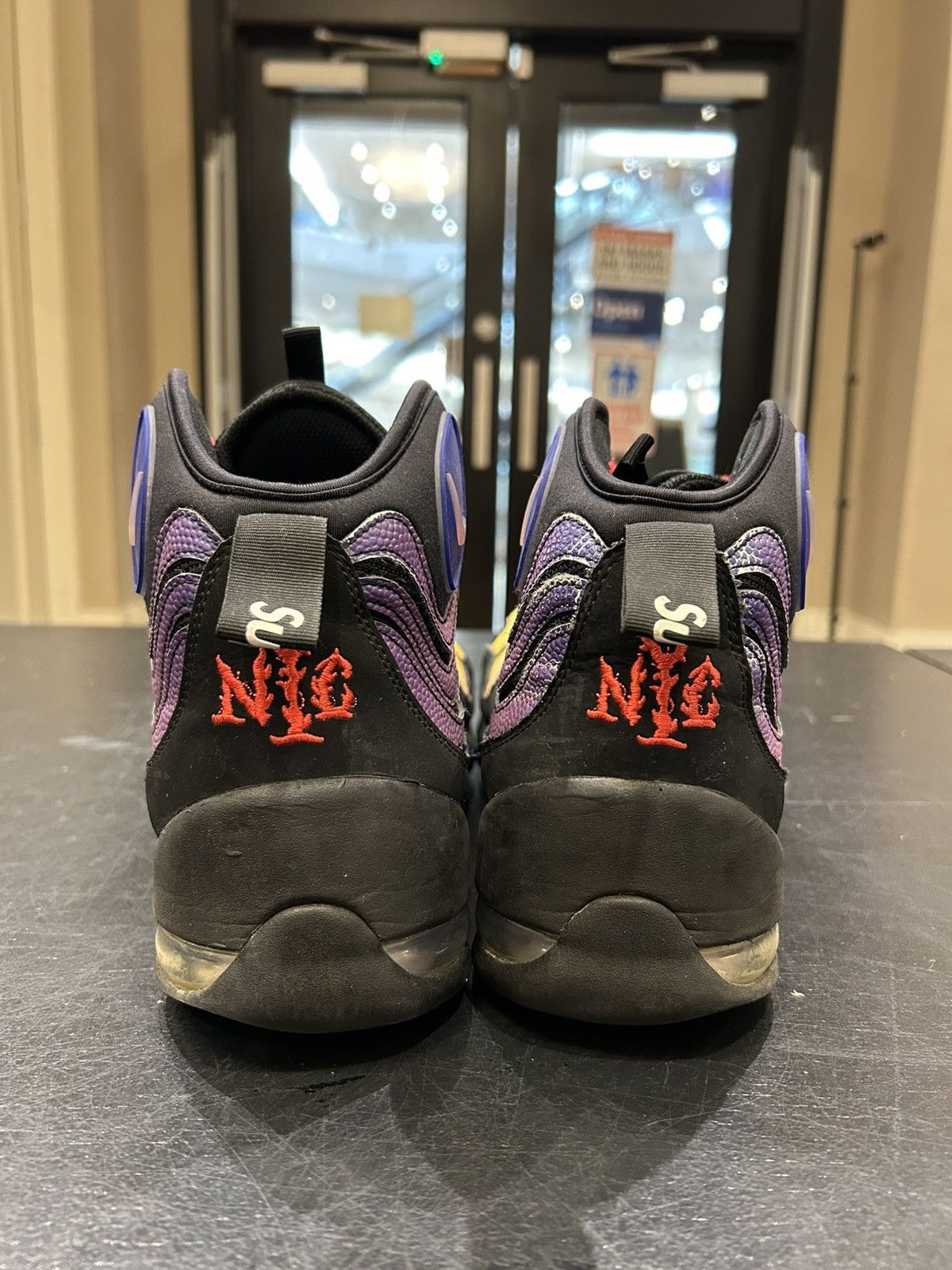Nike × Supreme Nike Air Bakin SP ‘Supreme Black Gradient’ Size US 13 / EU 46 - 5 Thumbnail
