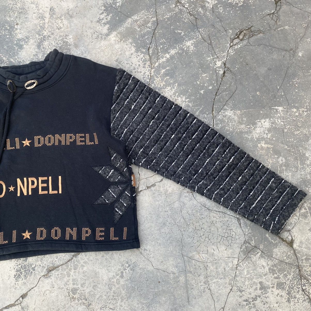Designer 🔥DON PELI🔥 Crop Sweater Size US M / EU 48-50 / 2 - 4 Thumbnail