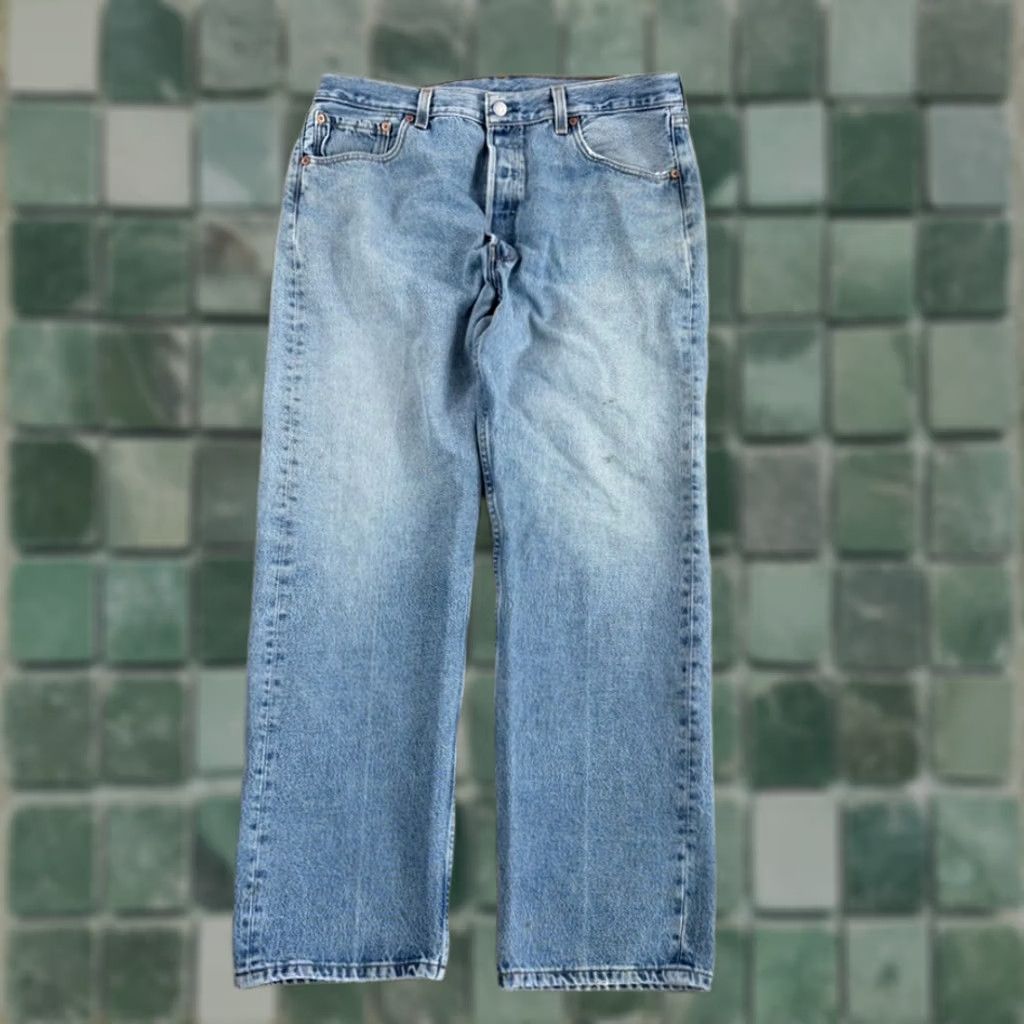 Levi's VINTAGE Levi’s 501 Jeans Button Fly Denim Men 34x29.5 Blue Fade Wash 5-Pocket Straight Mid Rise Regular Size US 34 / EU 50 - 1 Thumbnail