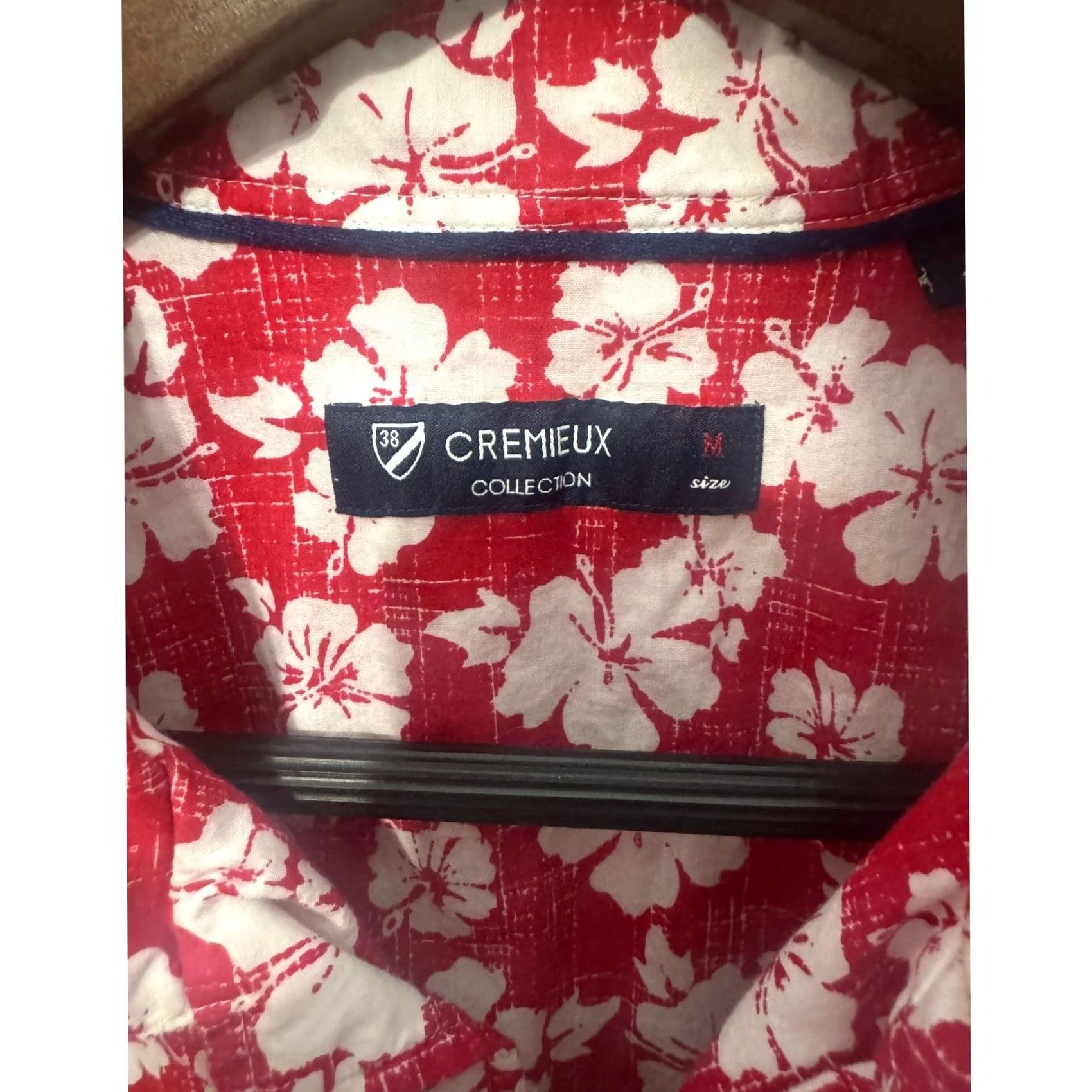 Vintage Cremiuex Men's Red White Floral Hibiscus Short Sleeve Button Up Shirt M Shirt Mens Casual Summer Tropical Floral Button-Up Collared Pocketed Size US M / EU 48-50 / 2 - 6 Thumbnail