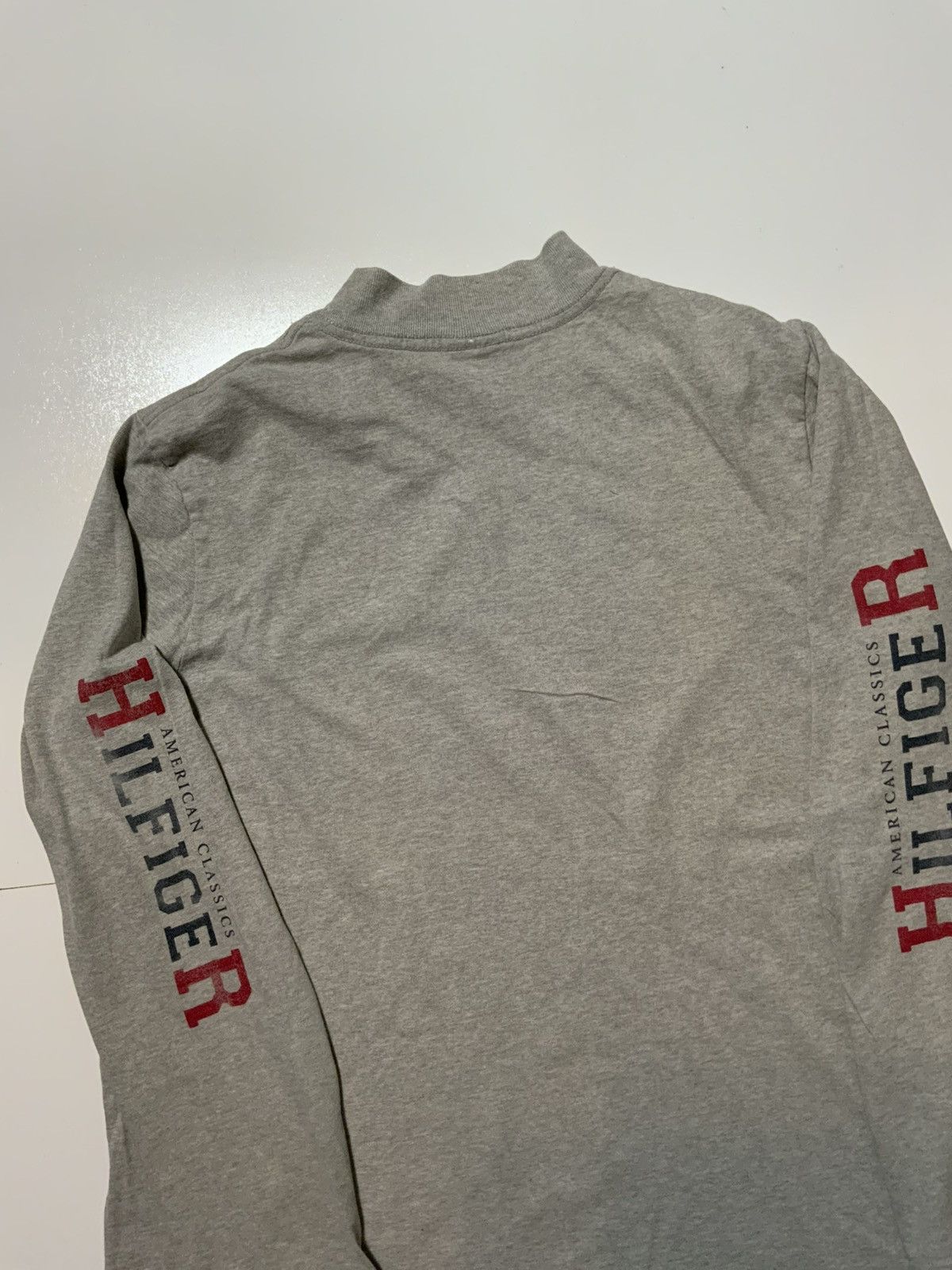 Tommy Hilfiger Vintage 90s Tommy Hilfiger Graphic Mock Neck T-Shirt Size US XL / EU 56 / 4 - 4 Thumbnail