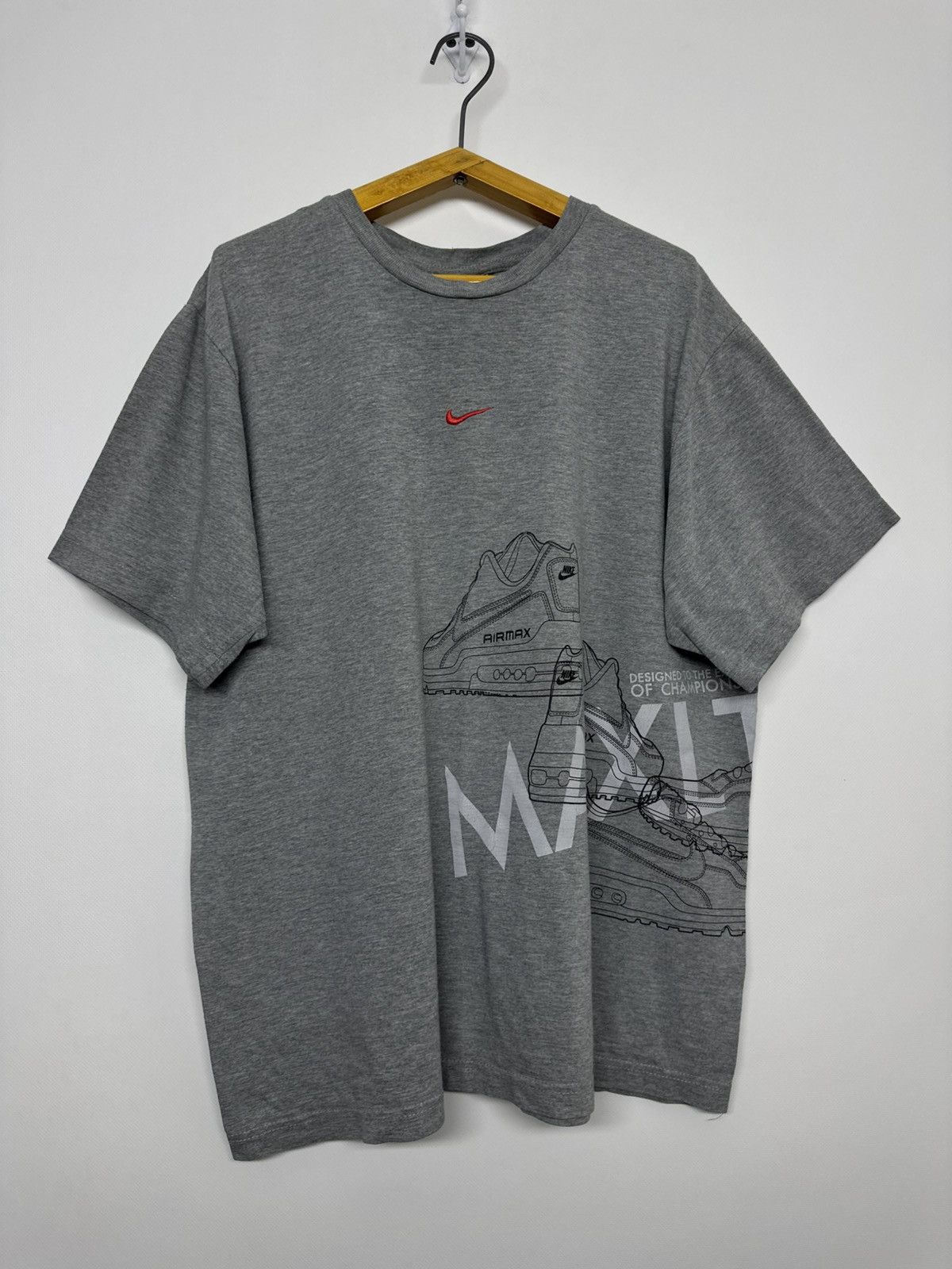Nike Vintage Y2k Nike Air Max Big Logo Print T-Shirt Size US L / EU 52-54 / 3 - 1 Thumbnail