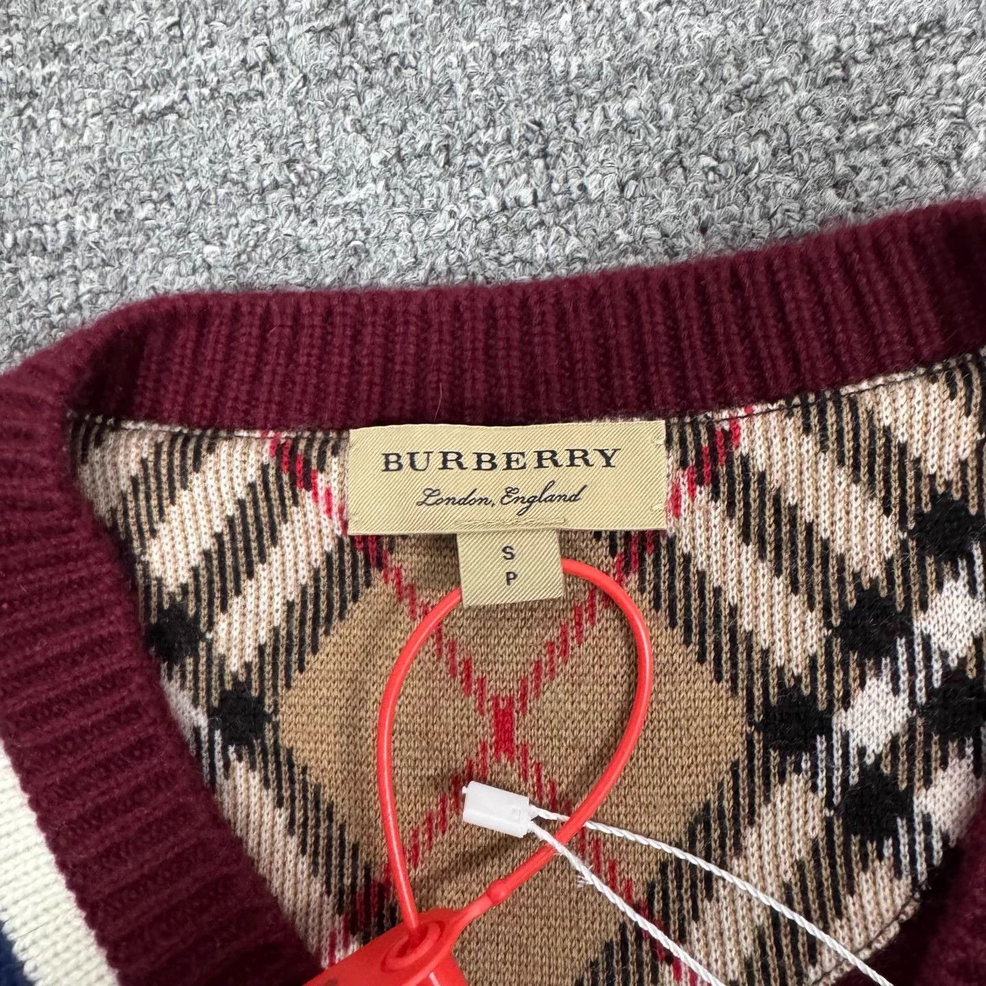 Burberry Burberry Horseferry Logo Wool Knit Sweater S 99 New Size US S / EU 44-46 / 1 - 6 Thumbnail