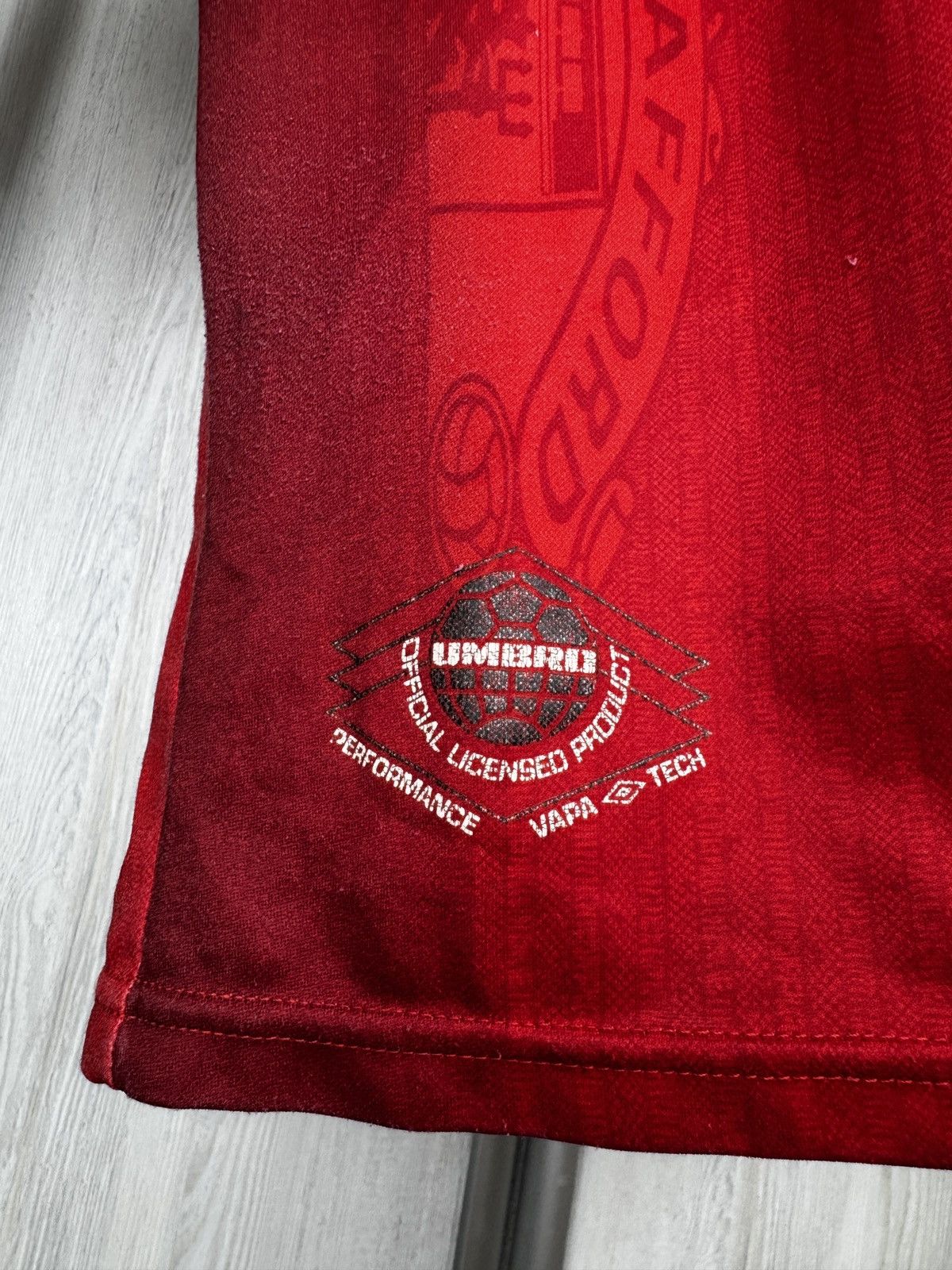 Umbro Umbro Manchester United 1996/1998 Home Jersey soccer YL Boys Size US XXS / EU 40 - 5 Thumbnail