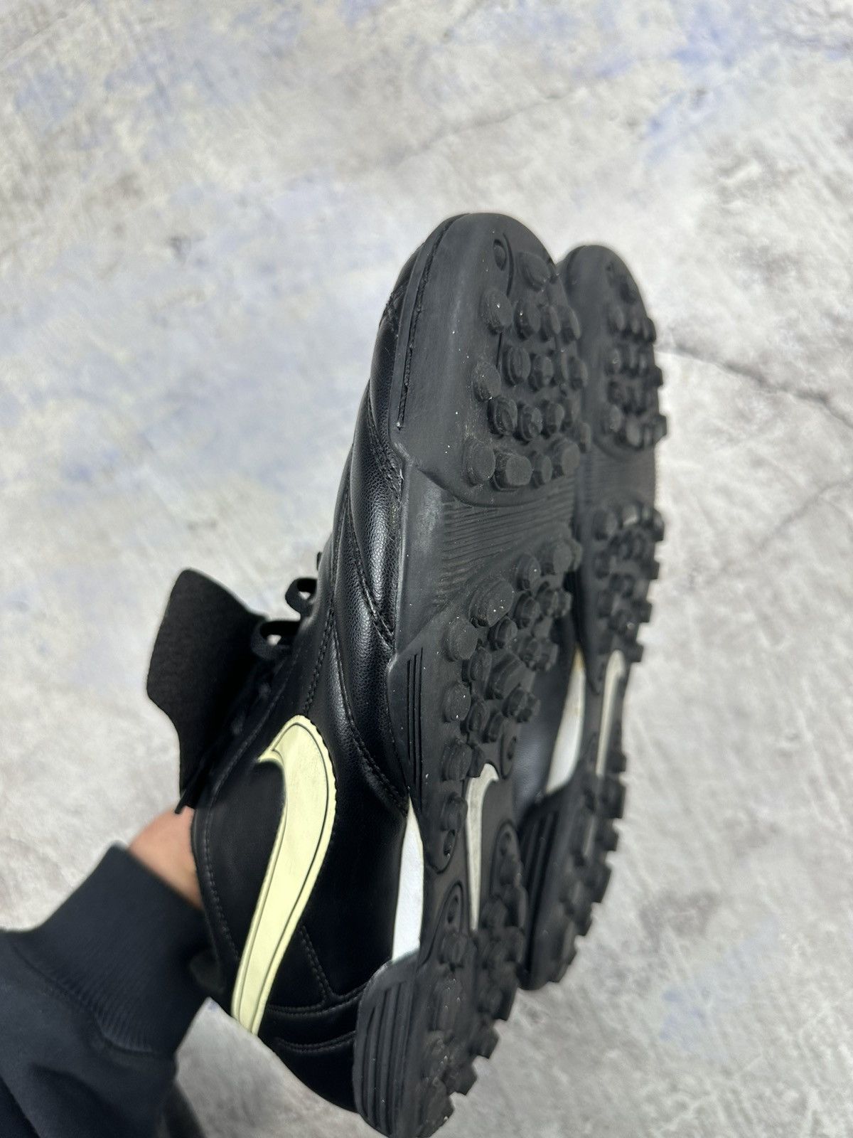 Nike × Vintage Nike football shoes sneakers mens soccer vintage blokecore Size US 10 / EU 43 - 7 Thumbnail