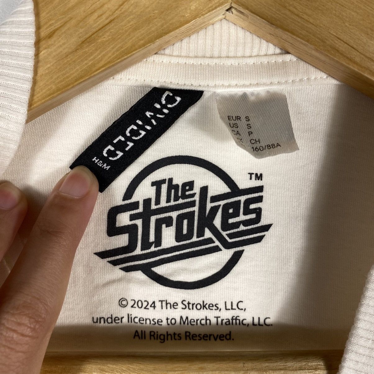 Band Tees THE STROKES American Rock Band H&m Baggy Tee Shirt Size US S / EU 44-46 / 1 - 6 Thumbnail