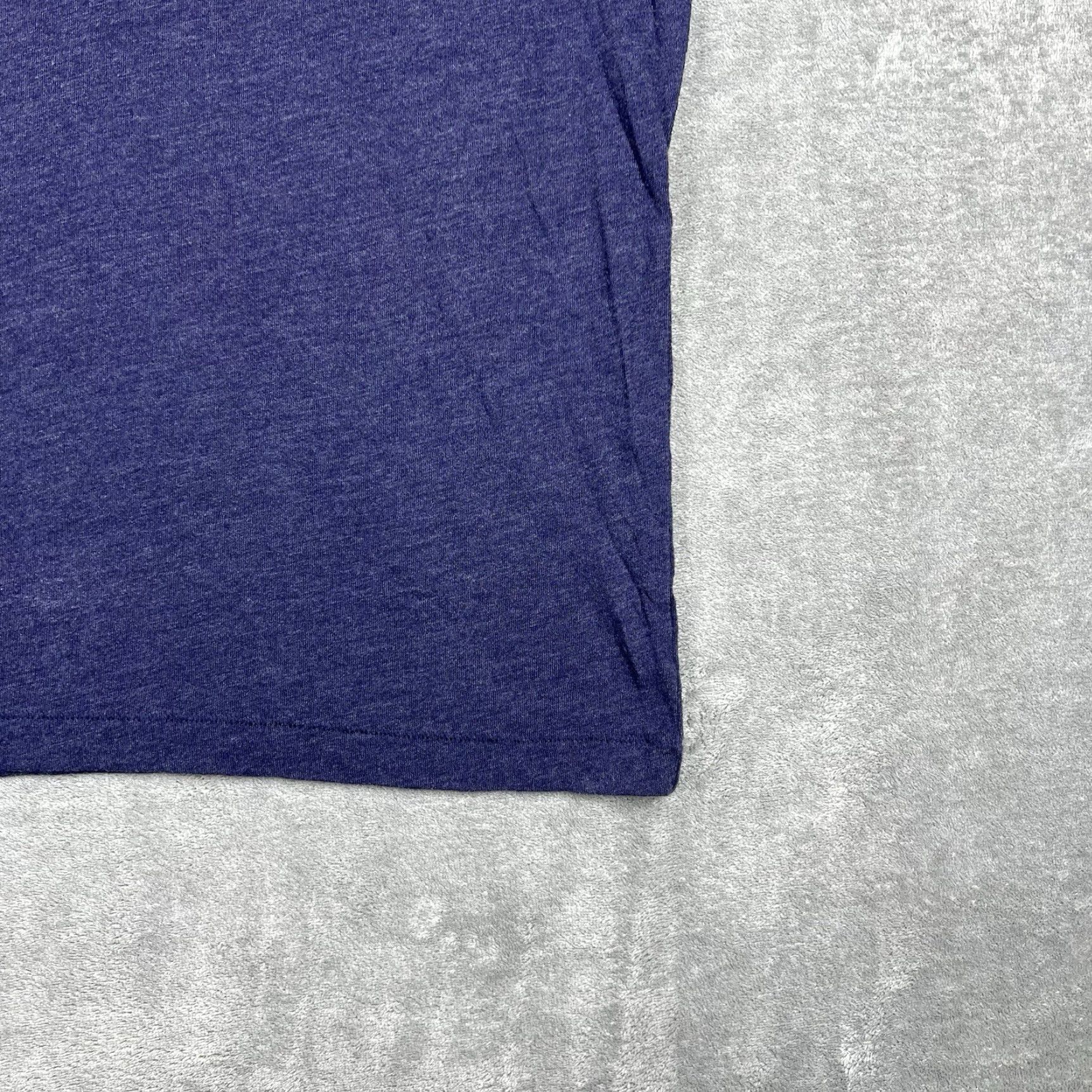 Under Armour Under Armour The States Graphic T-Shirt Men’s Medium Navy Blue Loose HeatGear T-Shirt Short Sleeve Crew Neck Buttonless? Size US M / EU 48-50 / 2 - 5 Thumbnail