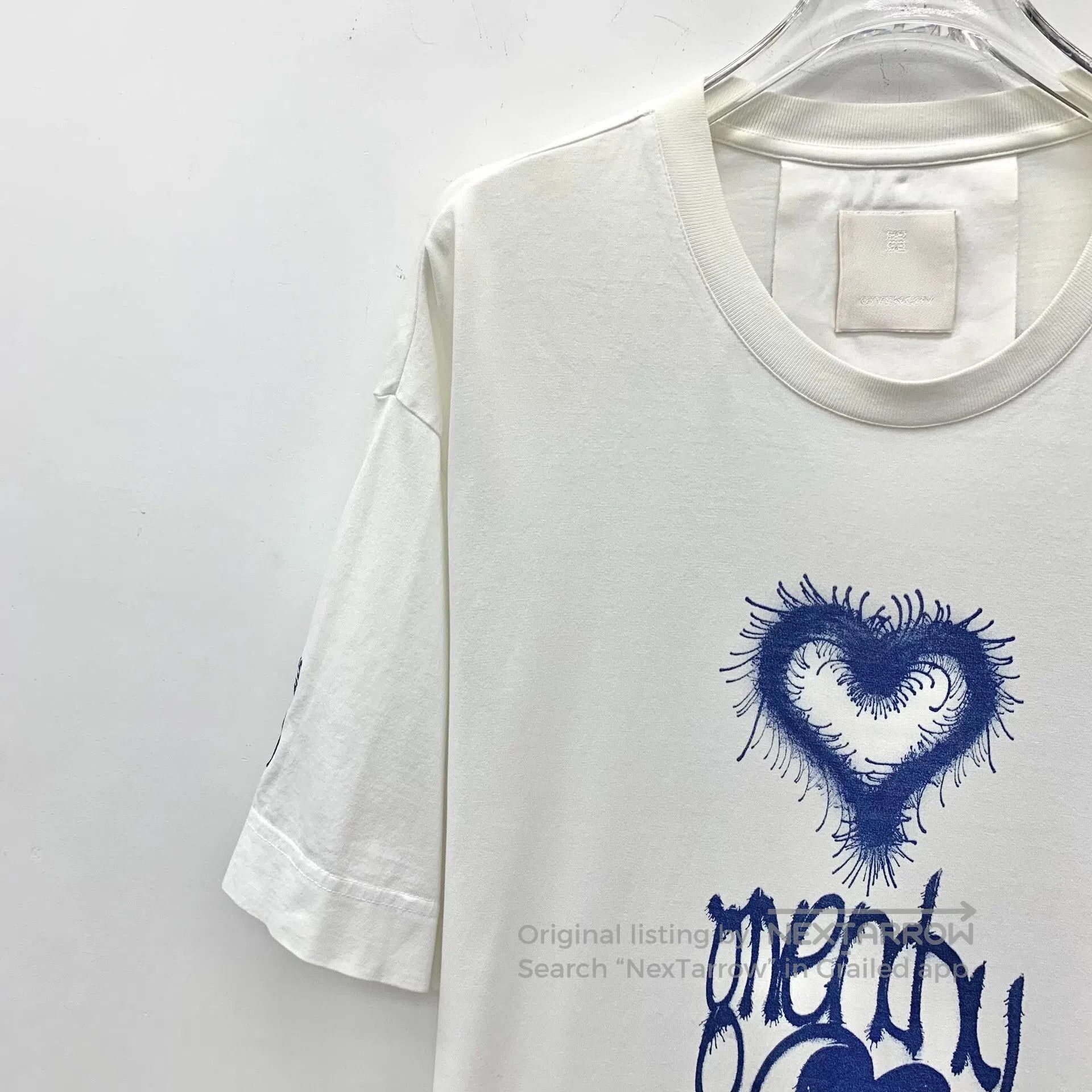 Givenchy Givenchy White Heart Print Cotton T-Shirt. Size US M / EU 48-50 / 2 - 3 Thumbnail