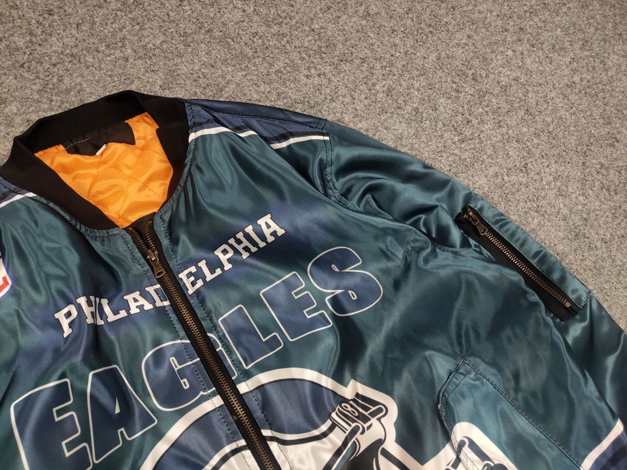 NFL Vintage NFL Philadelphia Eagles Champions Logo Bomber jacket Size US S / EU 44-46 / 1 - 8 Thumbnail